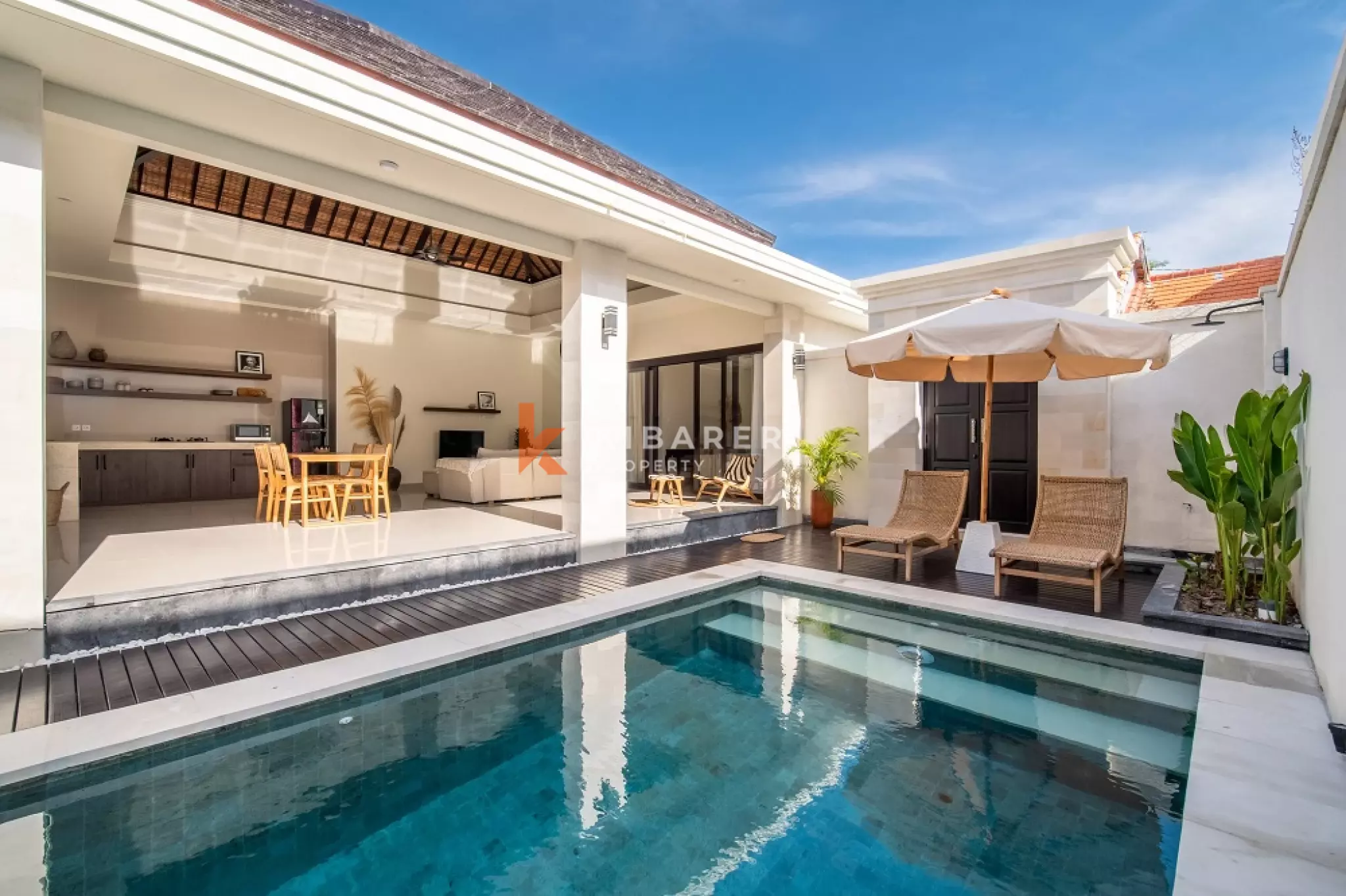 Charming Fully Furnished Two-Bedroom Open Living Villa with Private Pool in Umalas — image 1