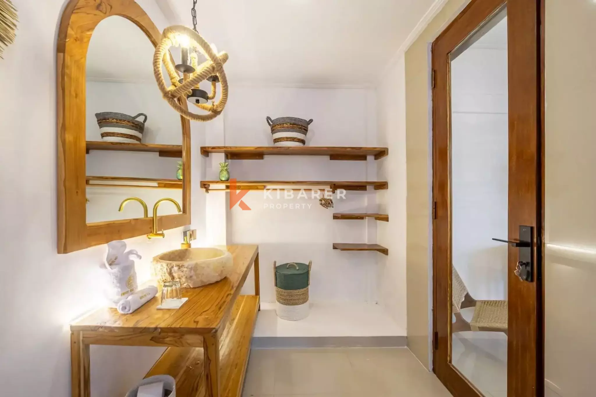 Modern Two Bedroom Villa in Tumbak Bayuh — image 10