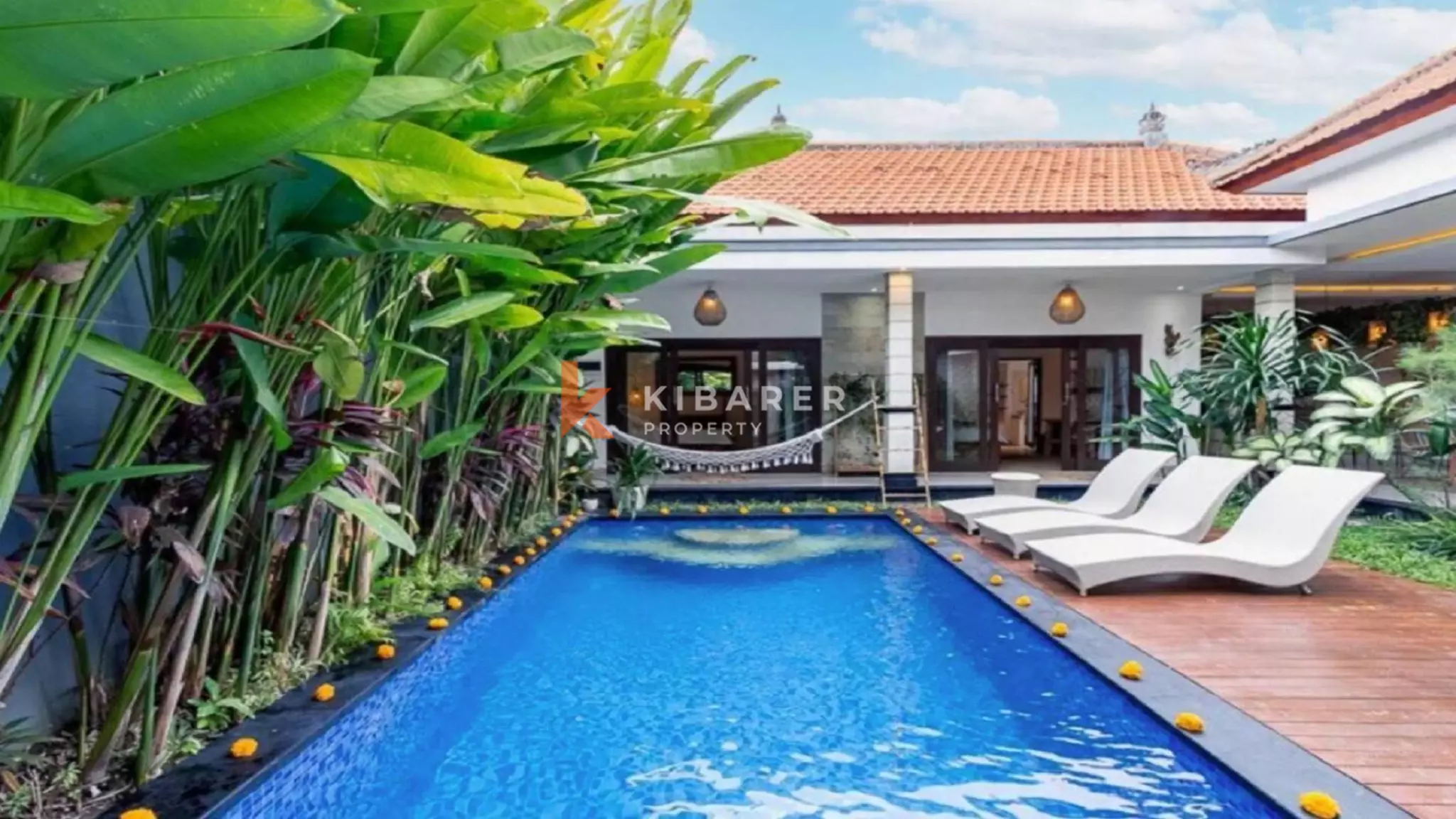 Beautiful Three-Bedroom Open Living Villa in Canggu