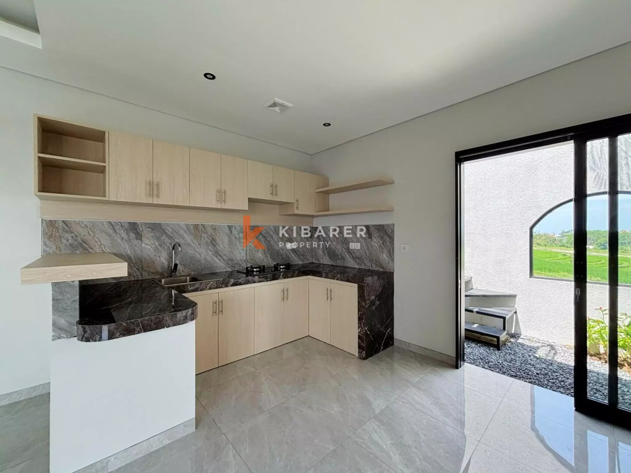 Newly Built Two Bedroom Enclosed Living Villa with Rooftop in Pererenan — image 3