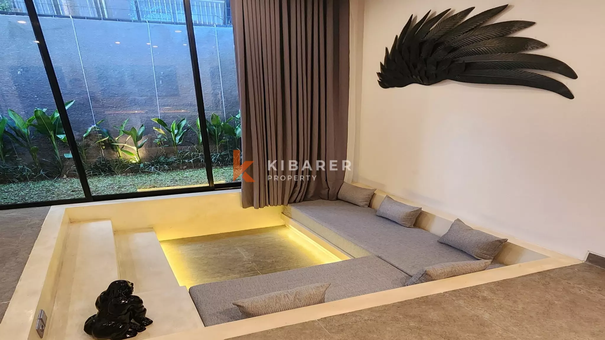 Contemporary One-Bedroom Industrial No Pool Villa in Berawa — image 4