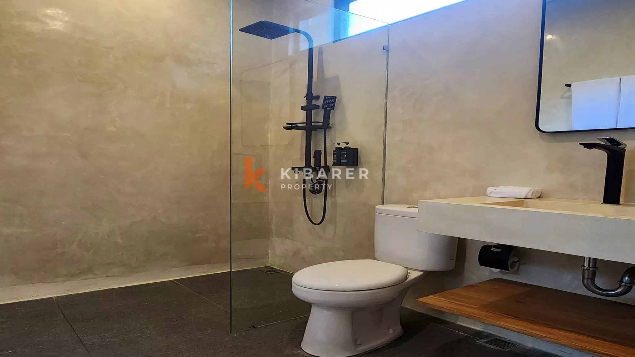 Contemporary One-Bedroom Industrial No Pool Villa in Berawa — image 11