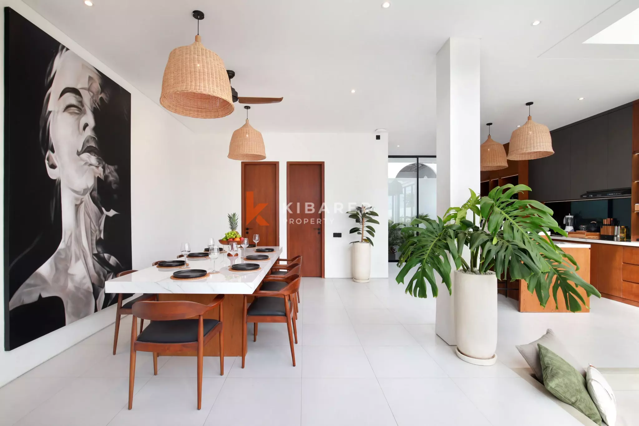 Gorgeous Three-Bedroom Villa with Rooftop Pool in Pererenan — image 12