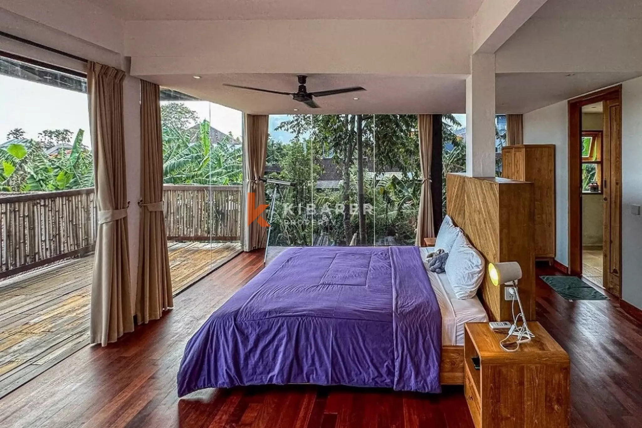 Tropical Haven Spacious Five-Bedrooms Plus Two-Bedrooms Open Living Villa in the Heart of Kerobokan — image 14