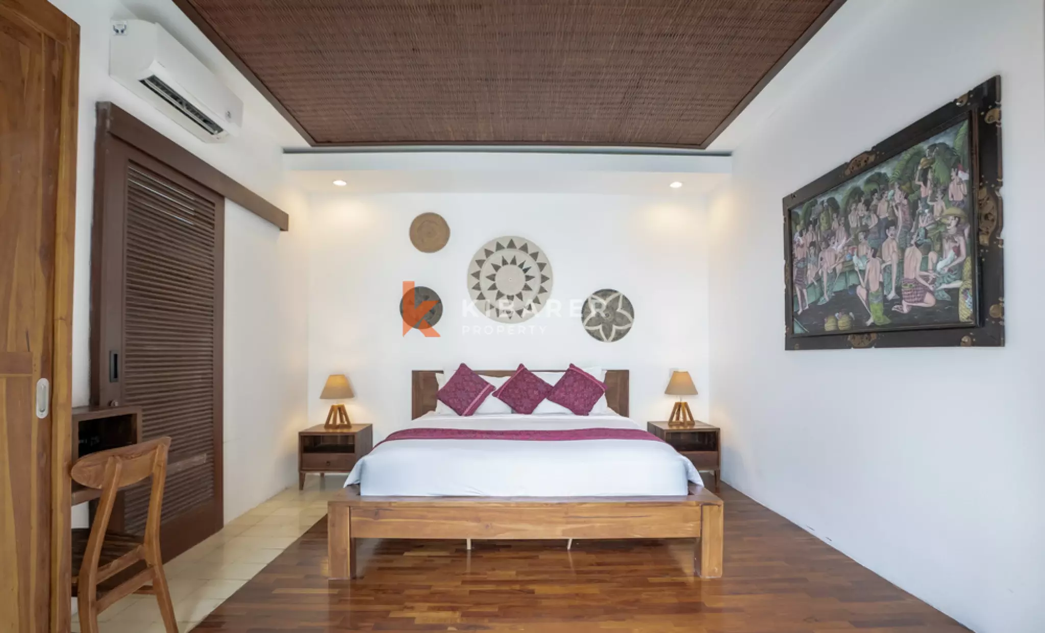 Spacious Two-Storey Six-Bedrooms Open Living Villa Situated in Kerobokan Area — image 4