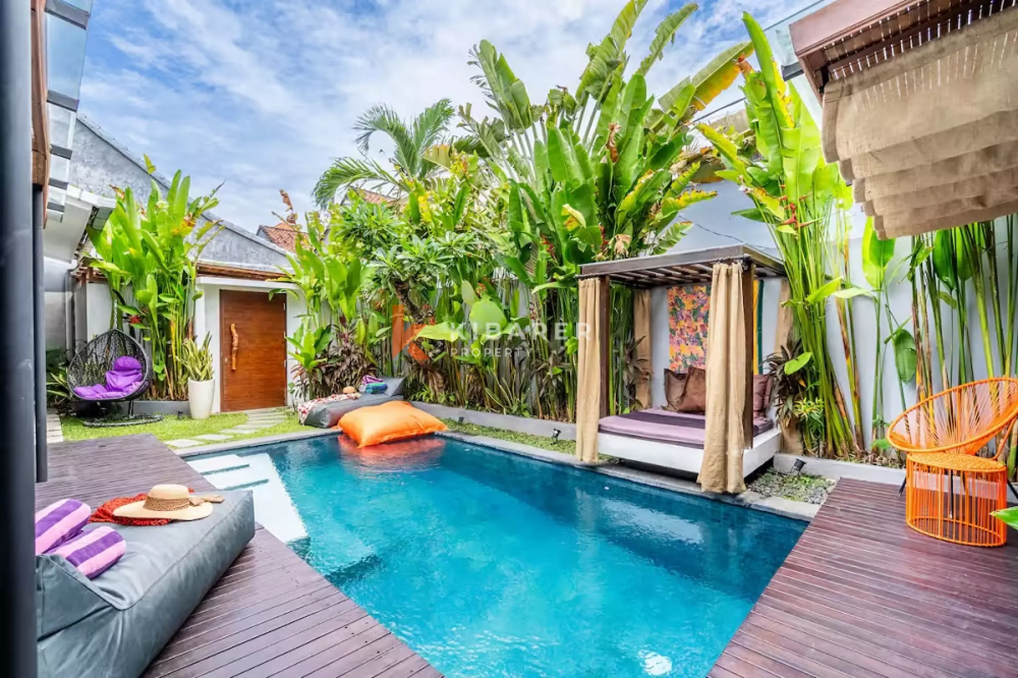 Designed Tropical Three Bedroom Enclosed Living Villa in Kerobokan — image 3