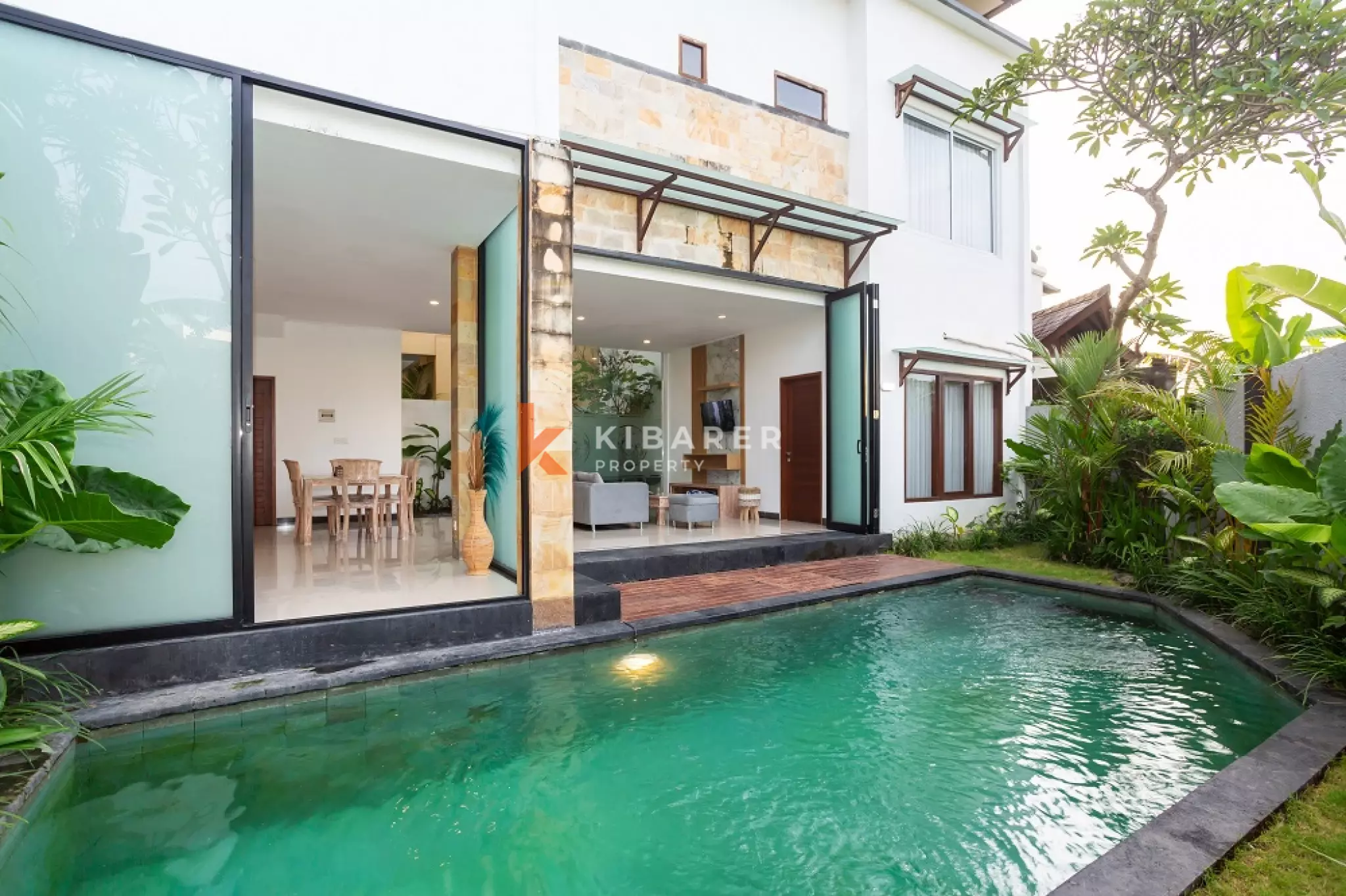 Comfort Meets Island Living Three-Bedrooms in Canggu — image 1