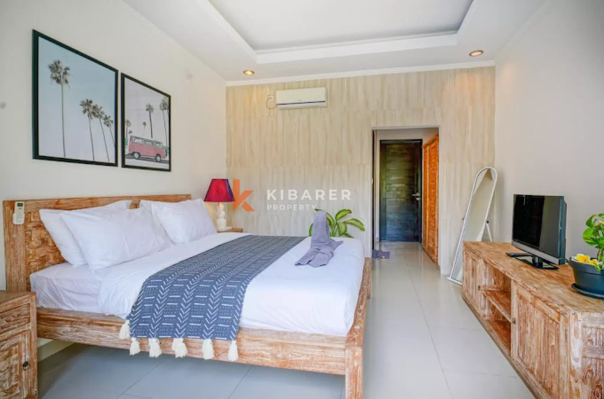 Open Three-Bedroom Bliss Escape Villa in Kerobokan — image 6