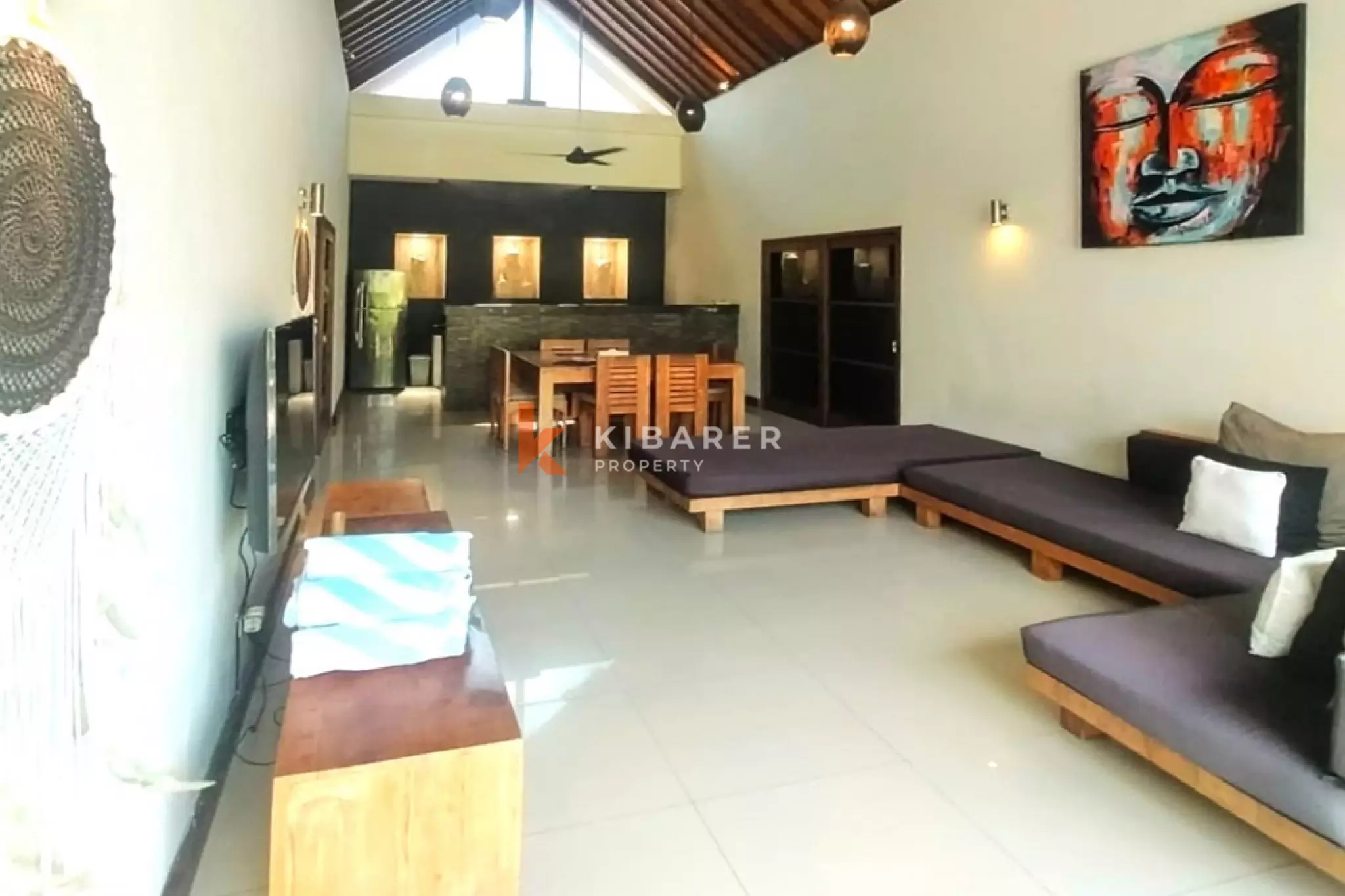 Spacious Long-Term Four-Bedrooms Villa in Central Umalas — image 3