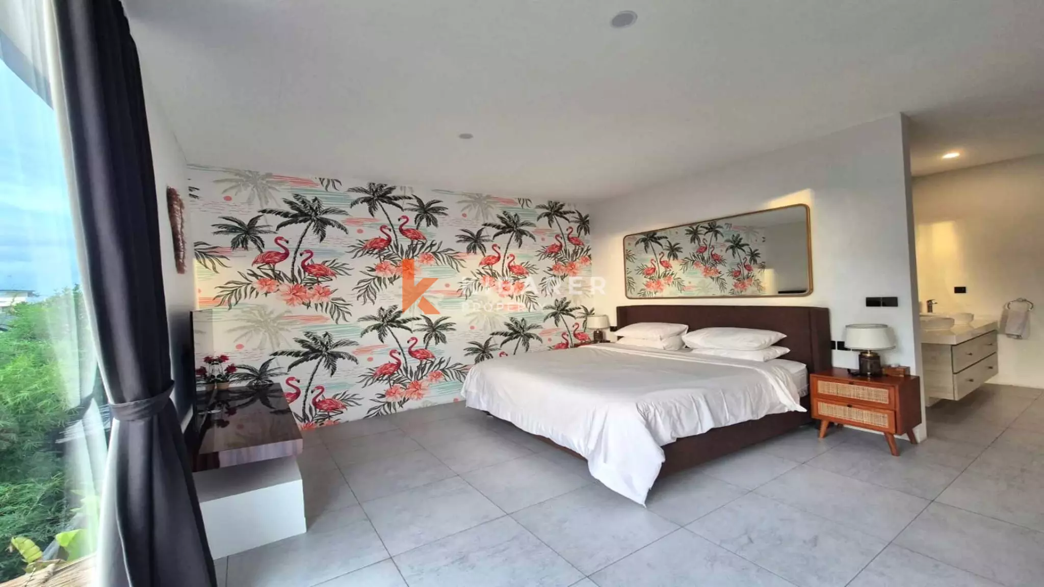 Wonderful Four Bedroom Enclosed Living Villa Located in The Heart of Canggu — image 18