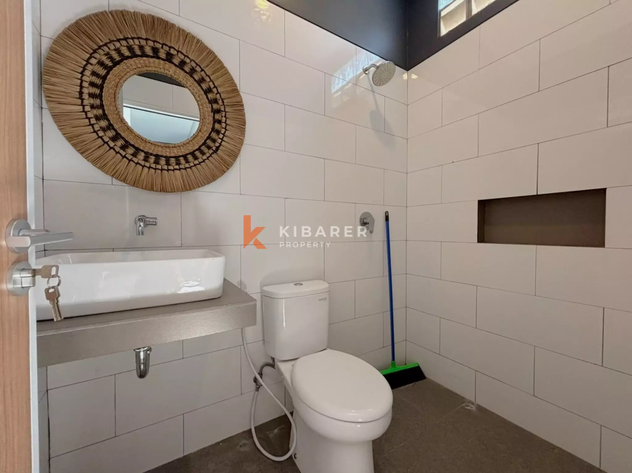Two-Storey Level with Three Bedroom House in Abianbase — image 12