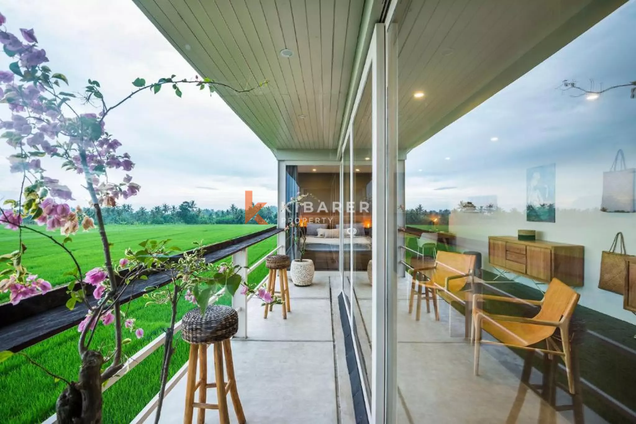 Peaceful Four-Bedroom Villa in Kedungu — image 11