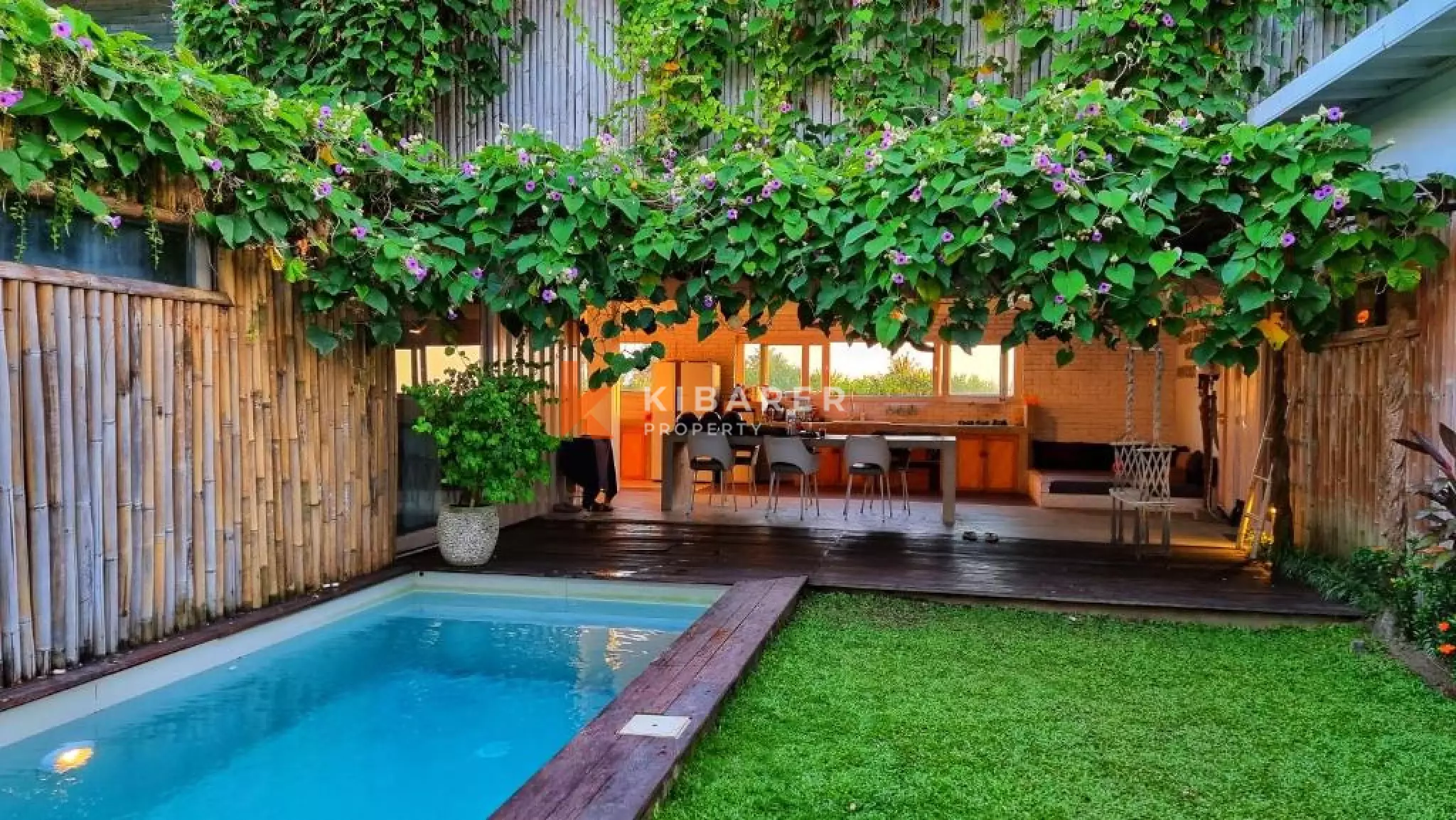 Peaceful Four-Bedroom Villa in Kedungu — image 2