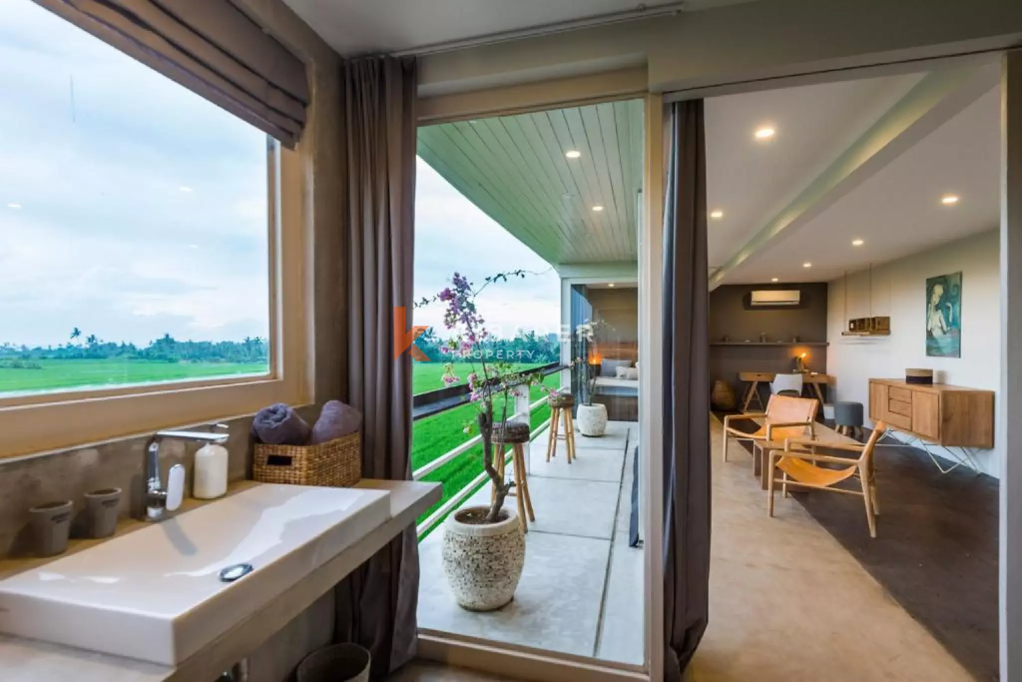 Peaceful Four-Bedroom Villa in Kedungu — image 8
