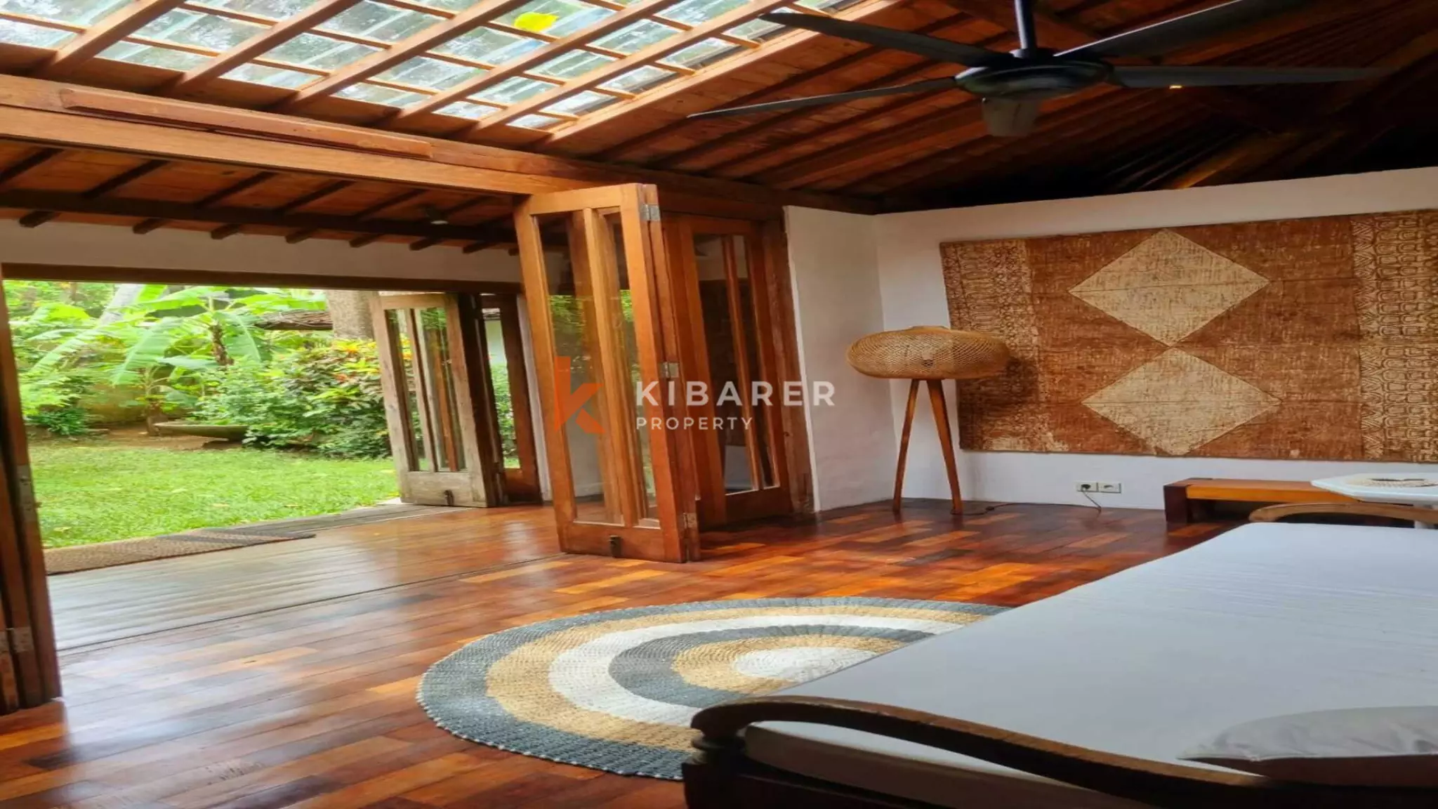 Beautiful Four Bedrooms Classy Joglo Style Villa In Umalas — image 19