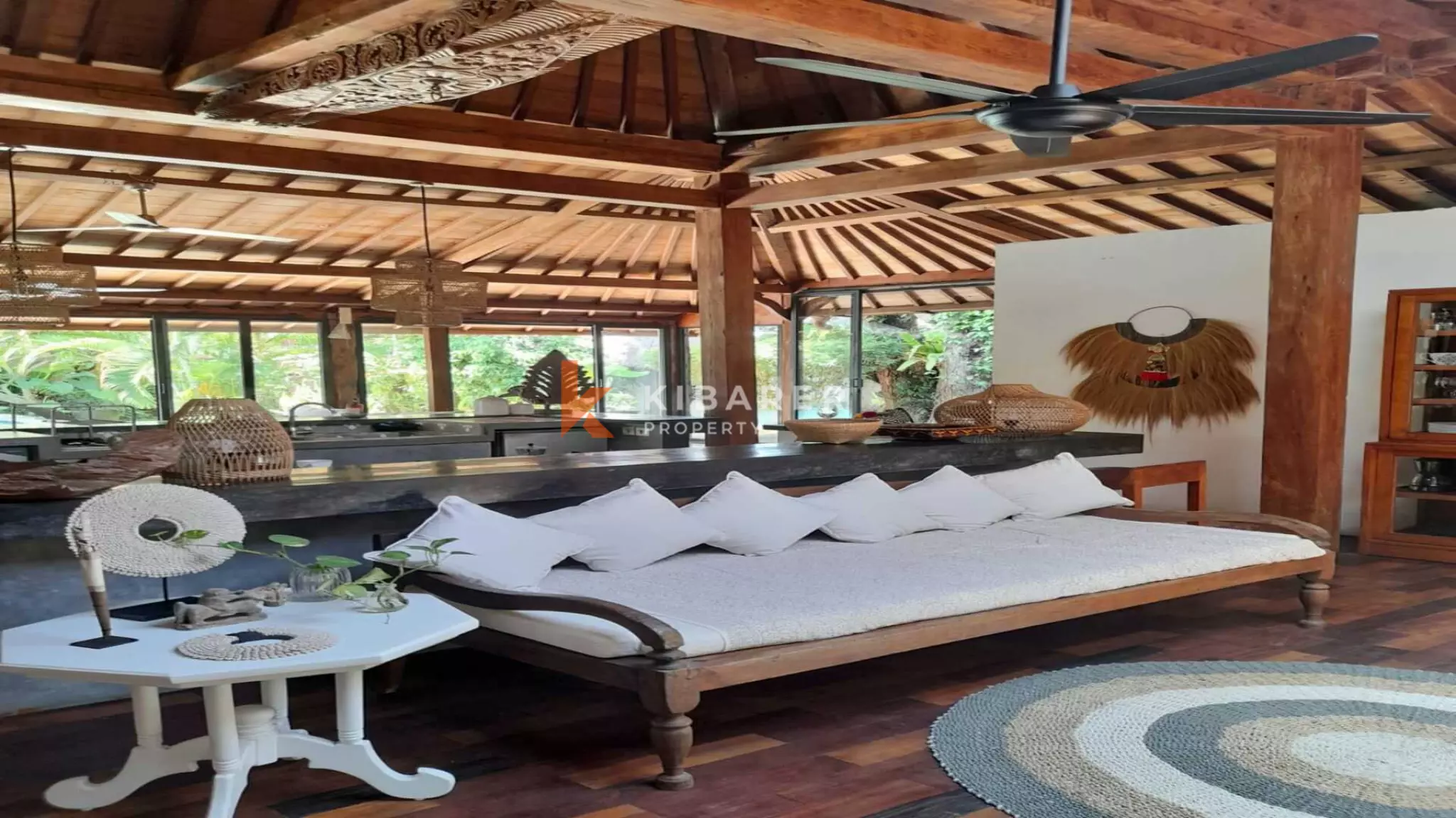 Beautiful Four Bedrooms Classy Joglo Style Villa In Umalas — image 8