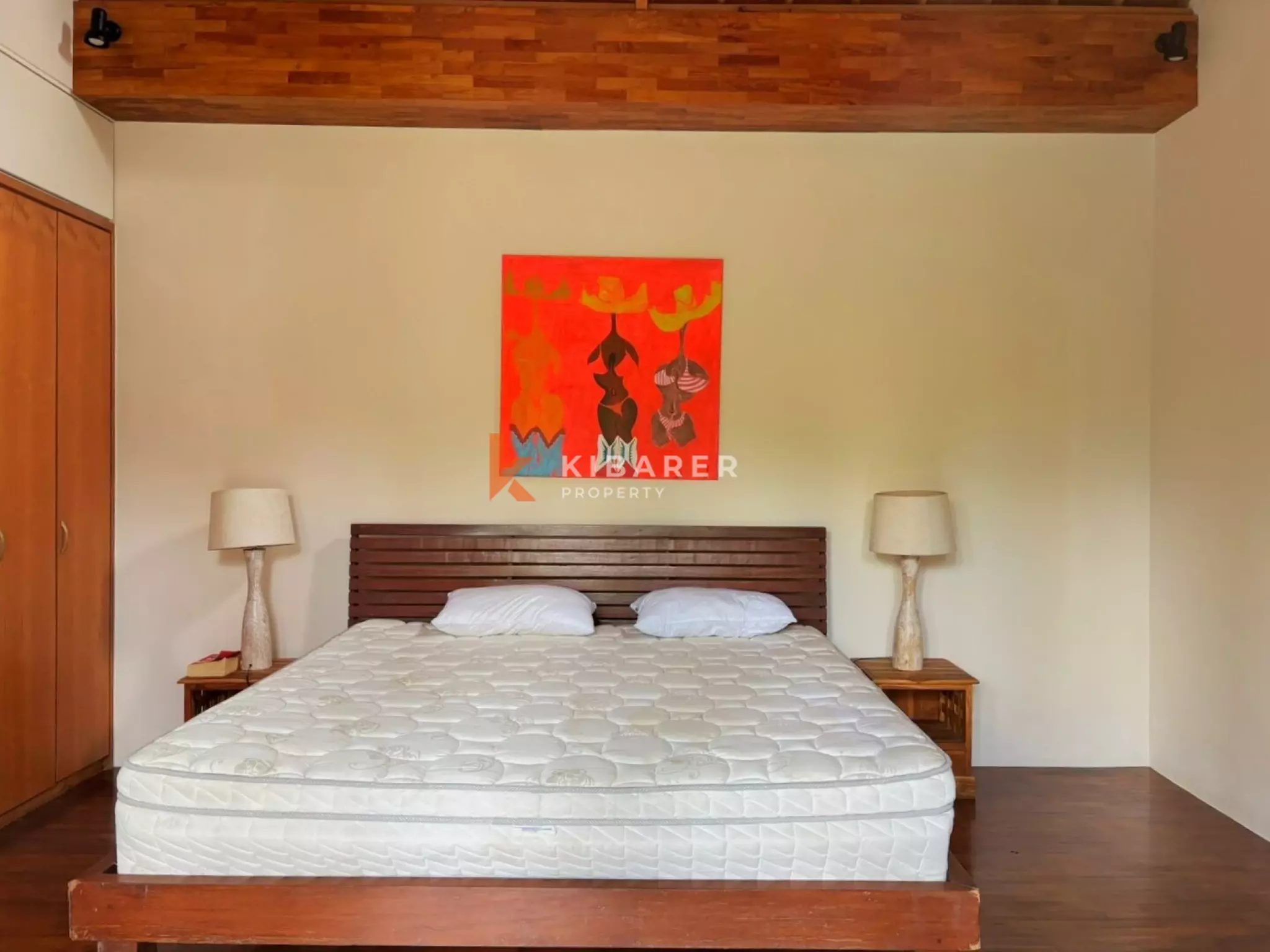 Quiet Three Bedroom Open Villa in Berawa with Big Pool & Spacious Garden — image 16