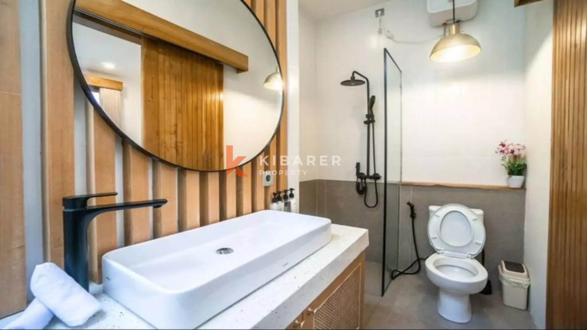 Modern Two-Bedroom Villa in Kerobokan – Ideal for Family Living — image 9