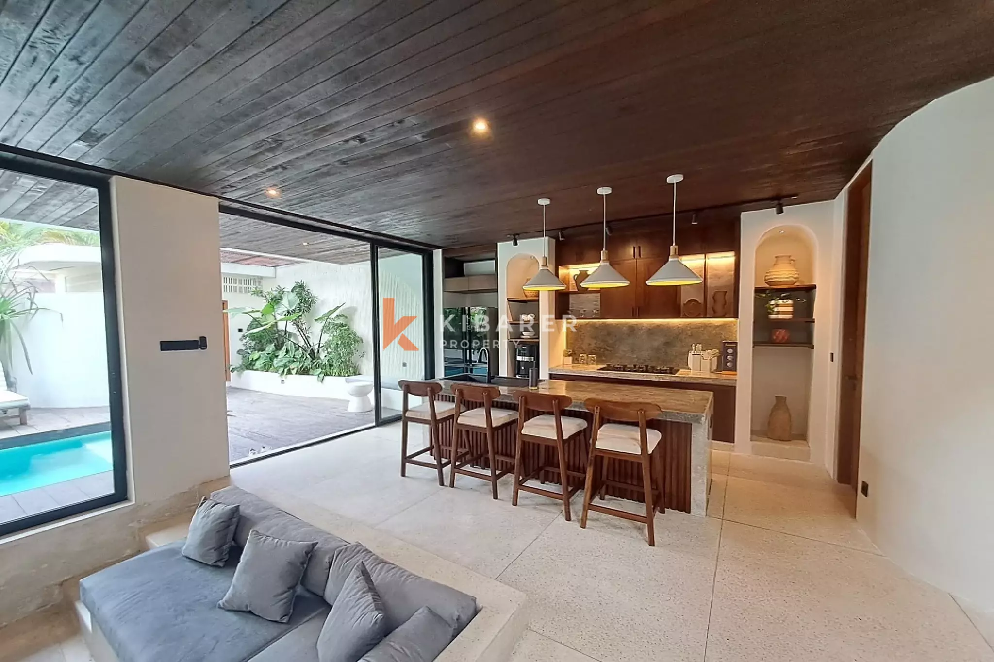 Stylish Two-Bedroom Tropical Villa in Tumbak Bayuh — image 10