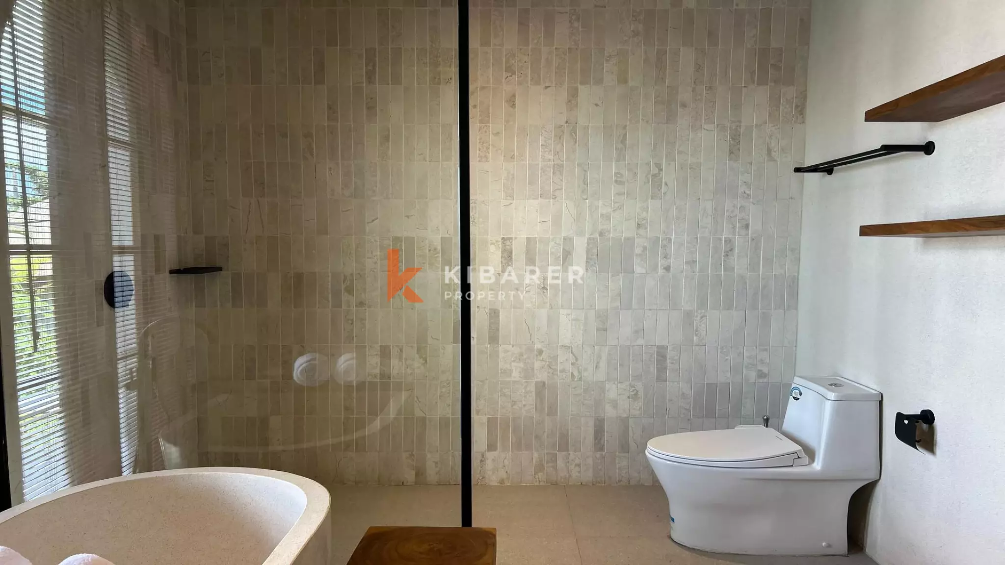 Modern Two-Bedroom Villa with Pool in Prime Umalas Location — image 11