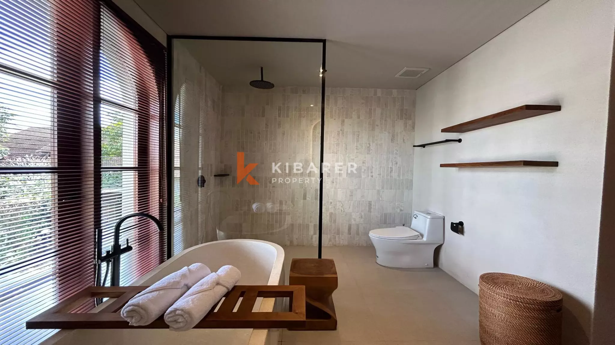 Modern Two-Bedroom Villa with Pool in Prime Umalas Location — image 12