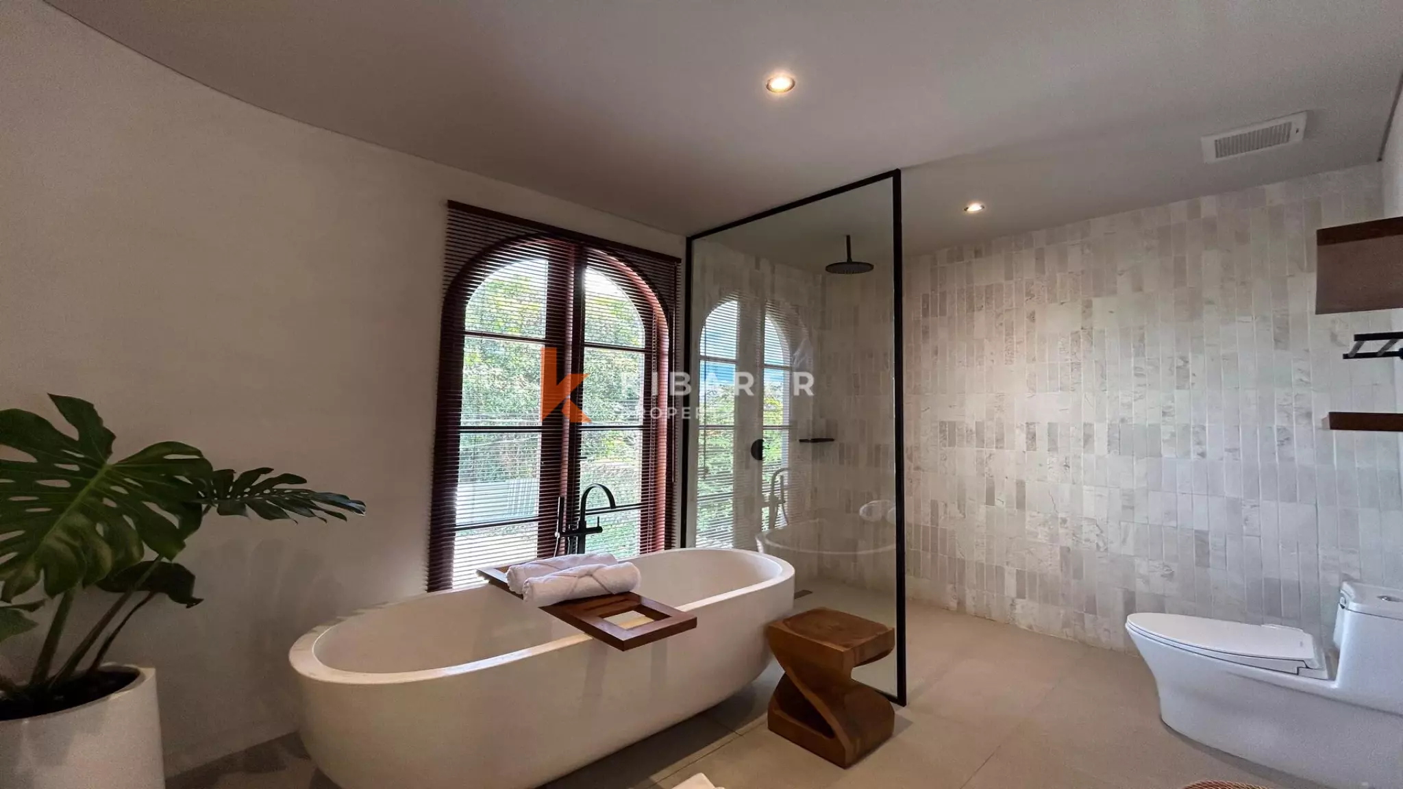 Modern Two-Bedroom Villa with Pool in Prime Umalas Location — image 13