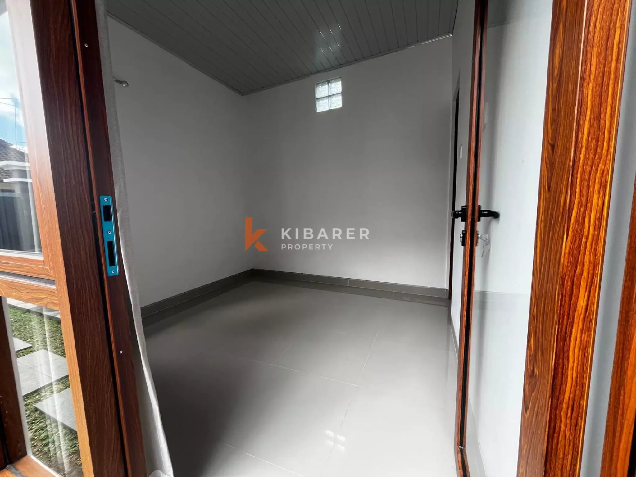 Spacious New Two Plus One Bedroom Villa in Kerobokan — image 10