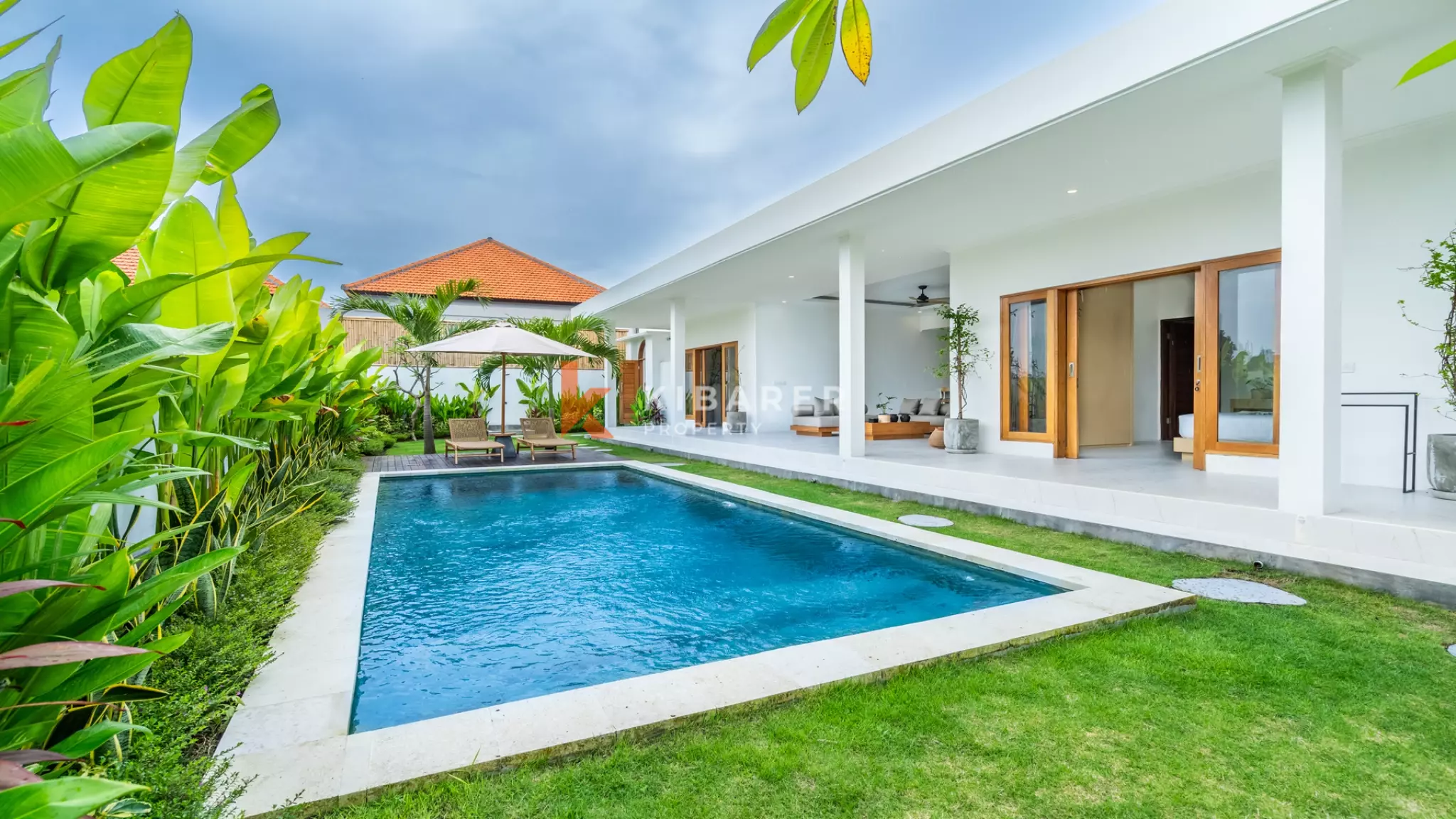 Charming Three-Bedroom Retreat with Pool and Garden in Pererenan — image 2
