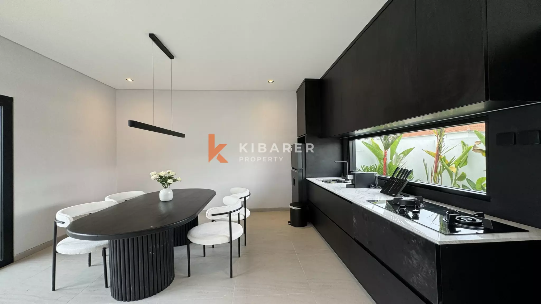 Modern Two-Bedroom Villa with Cinema Projector and Private Garden in Pererenan — image 7