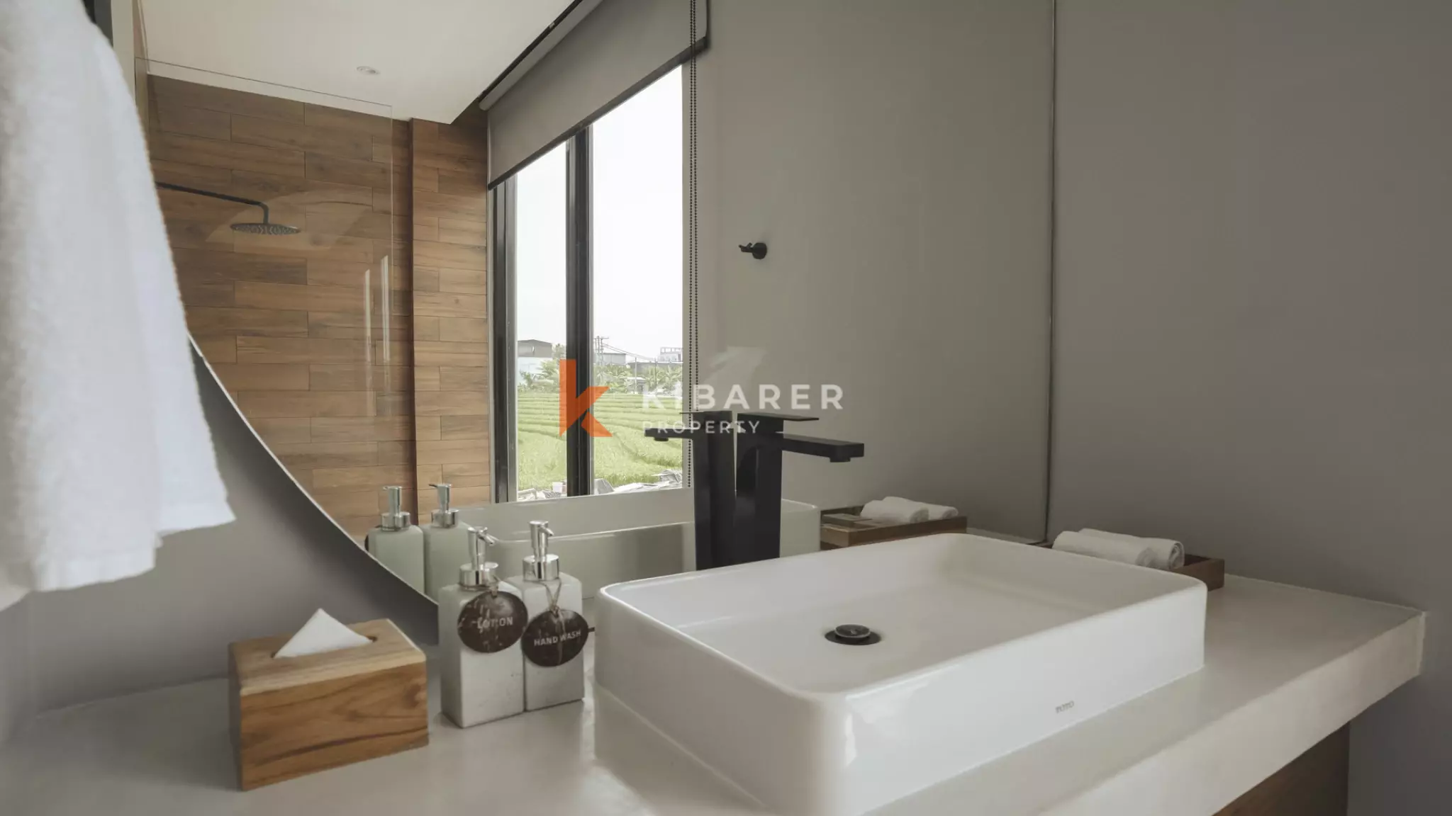 Luxurious Four-Bedroom Villa with Rooftop Pool and Ocean View in Pererenan — image 11