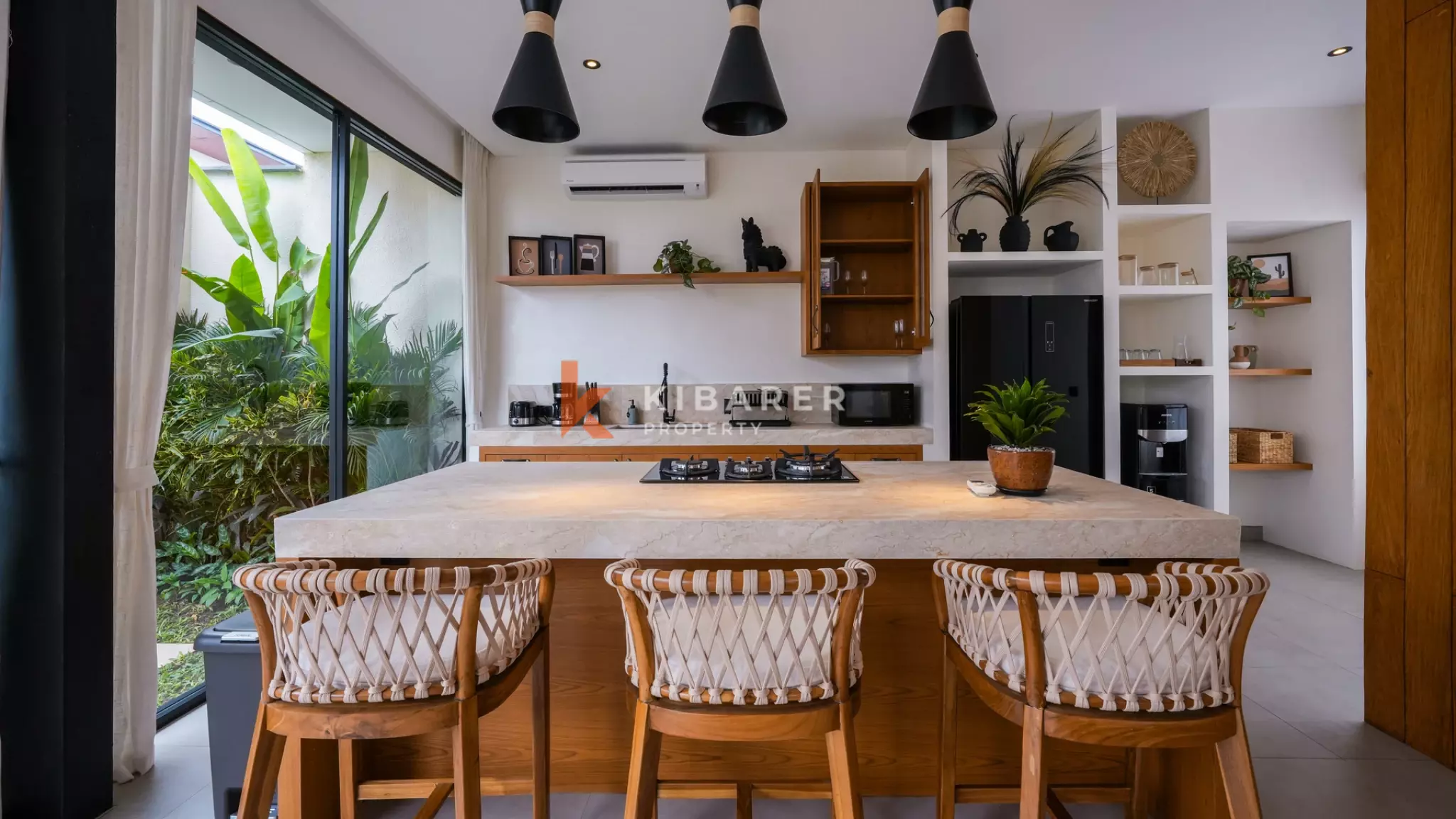 Beautiful Two-Bedroom Villa with Rice Field Views Located in the Peaceful Cemagi Area — image 5