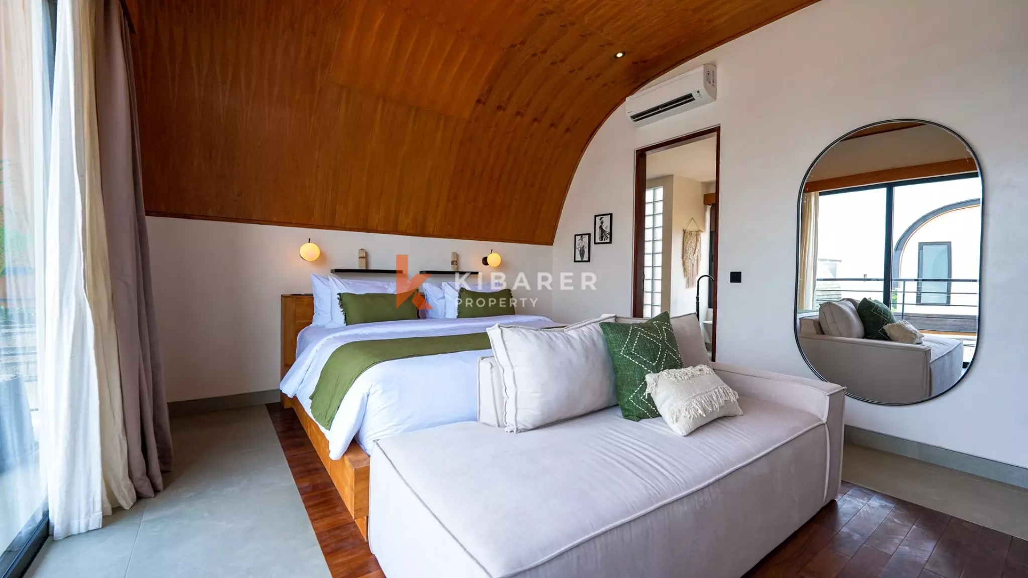 Brand New Three Bedroom Complex Villa walking distance to Cemagi Beach — image 5