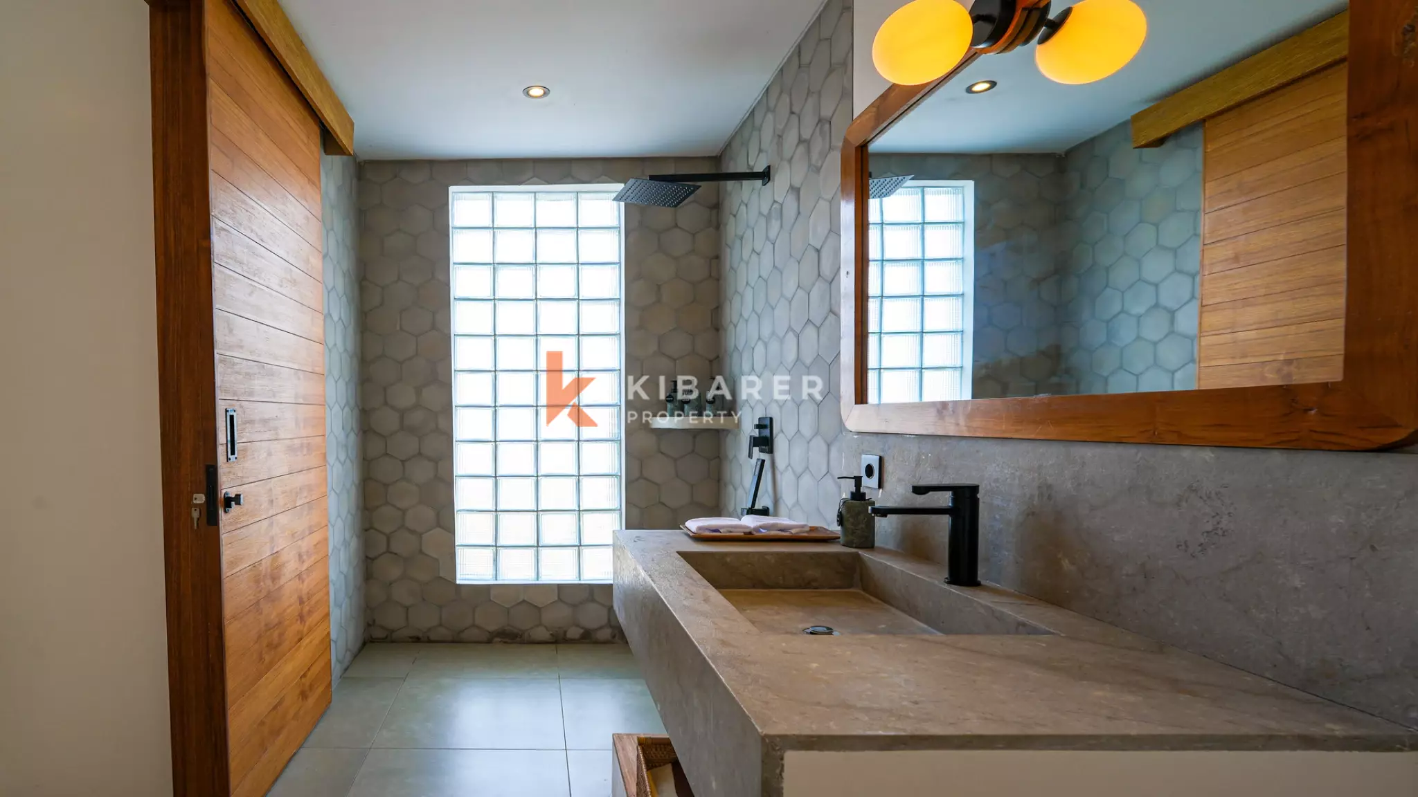 Brand New Three Bedroom Complex Villa within Walking Distance to Cemagi Beach — image 19