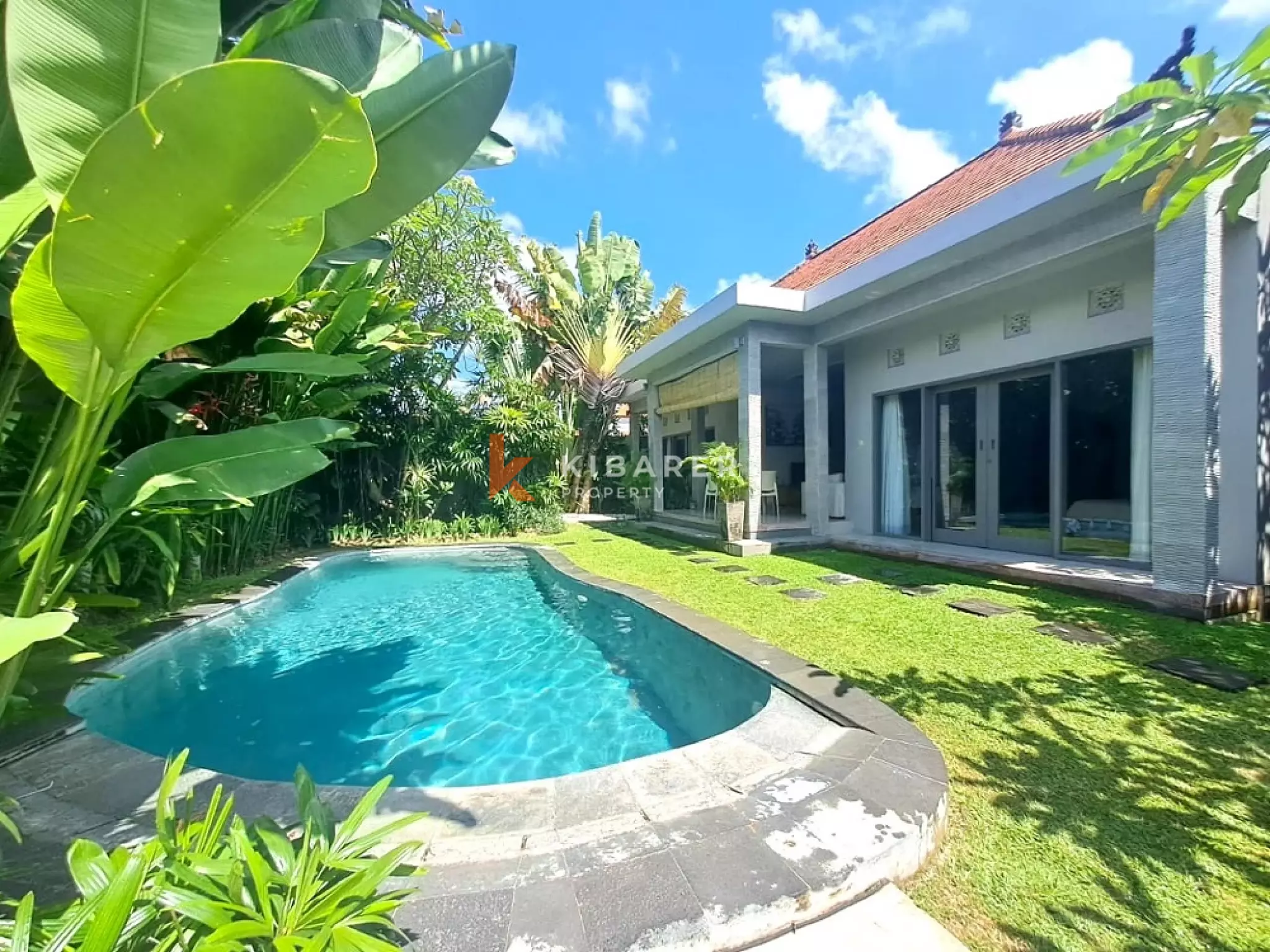 BEAUTIFUL TWO BEDROOMS OPEN LIVING VILLA IN PRIME LOCATION BATU BELIG