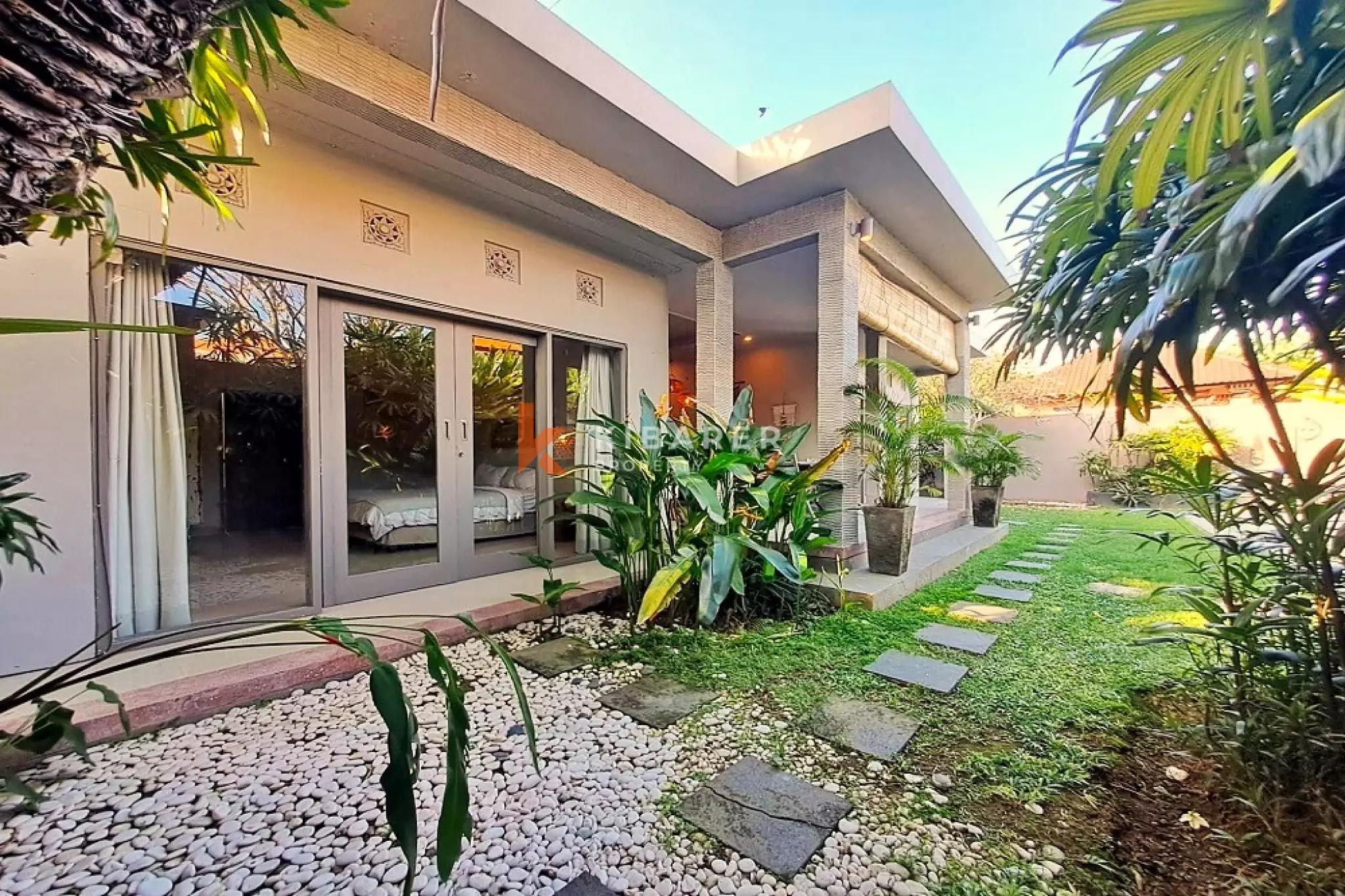 BEAUTIFUL TWO BEDROOMS OPEN LIVING VILLA IN PRIME LOCATION BATU BELIG — image 2