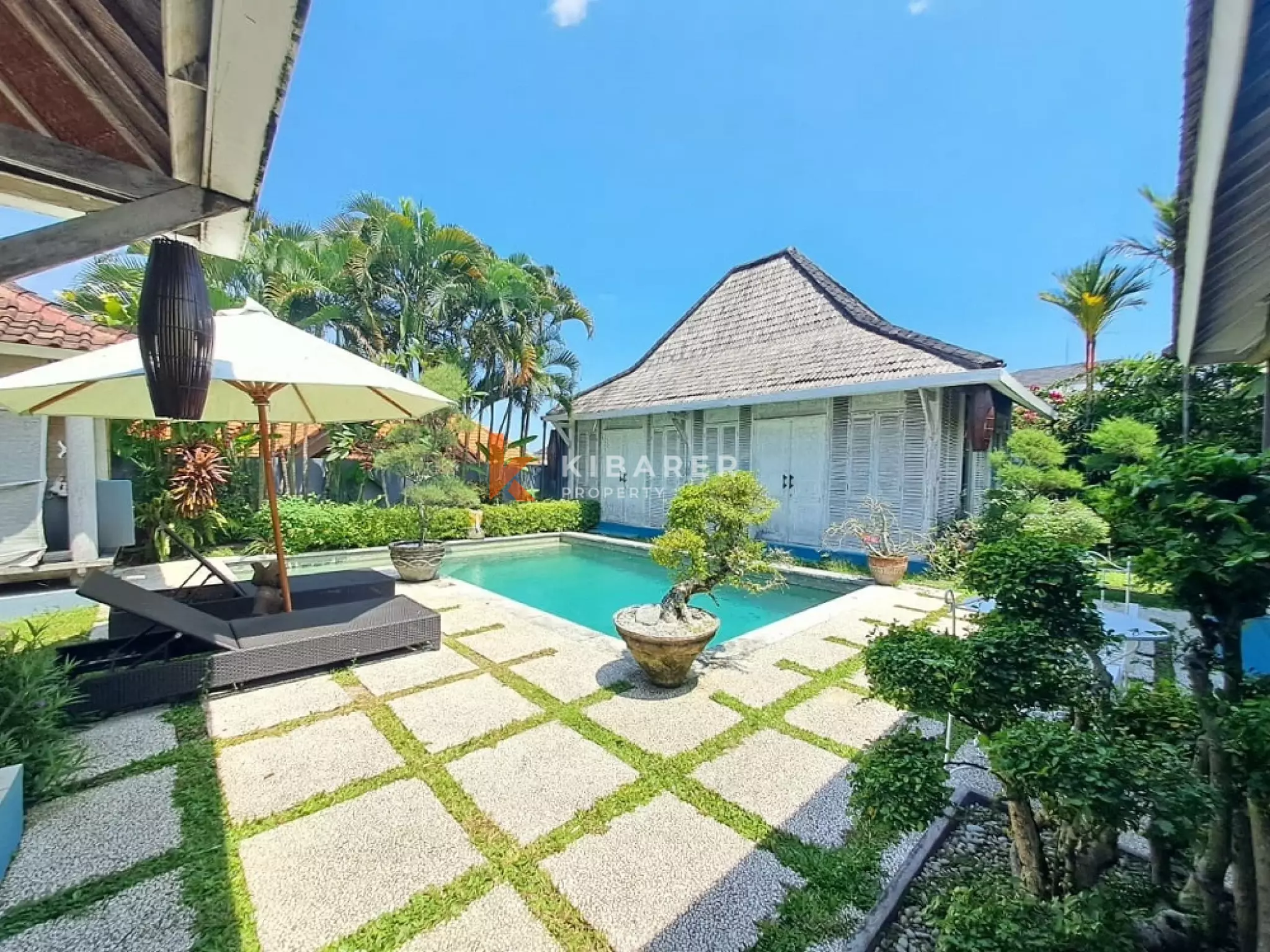 Authentic Three-Bedrooms Garden Villa in Central Canggu