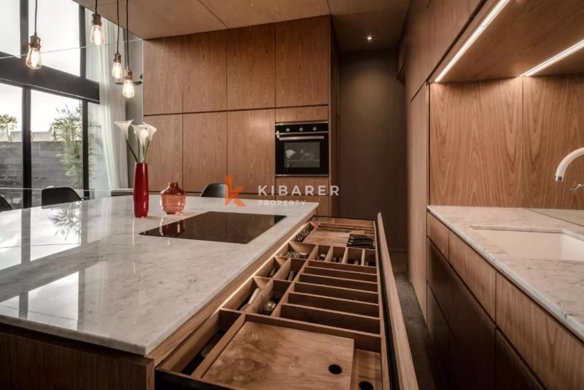 Luxury and Comfort Two Bedroom Townhouse in Berawa — image 4