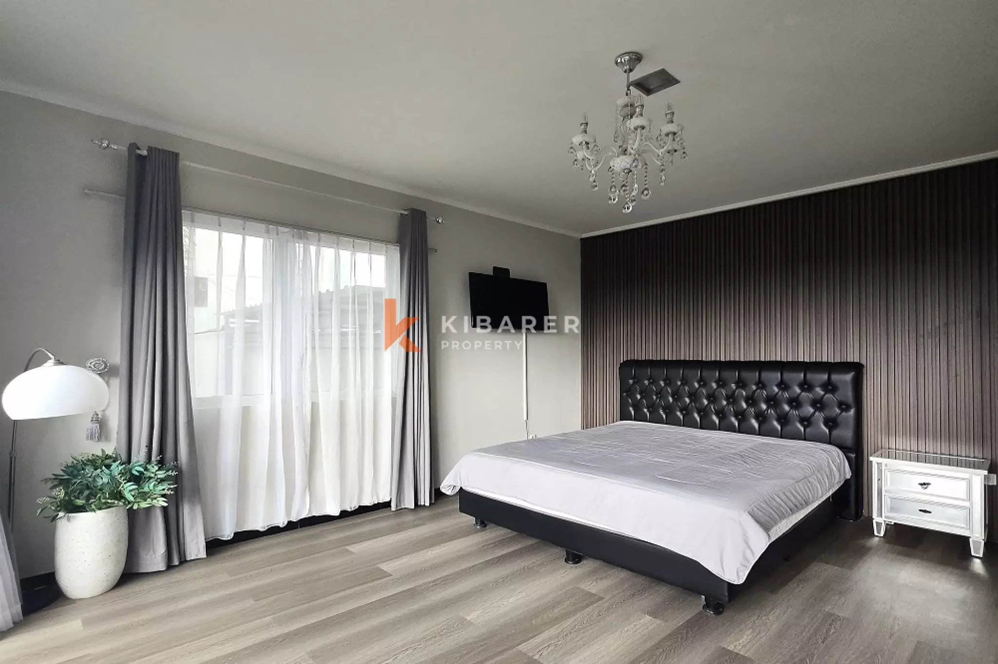 Grande Tropical Four-Bedrooms Villa in Ungasan — image 17