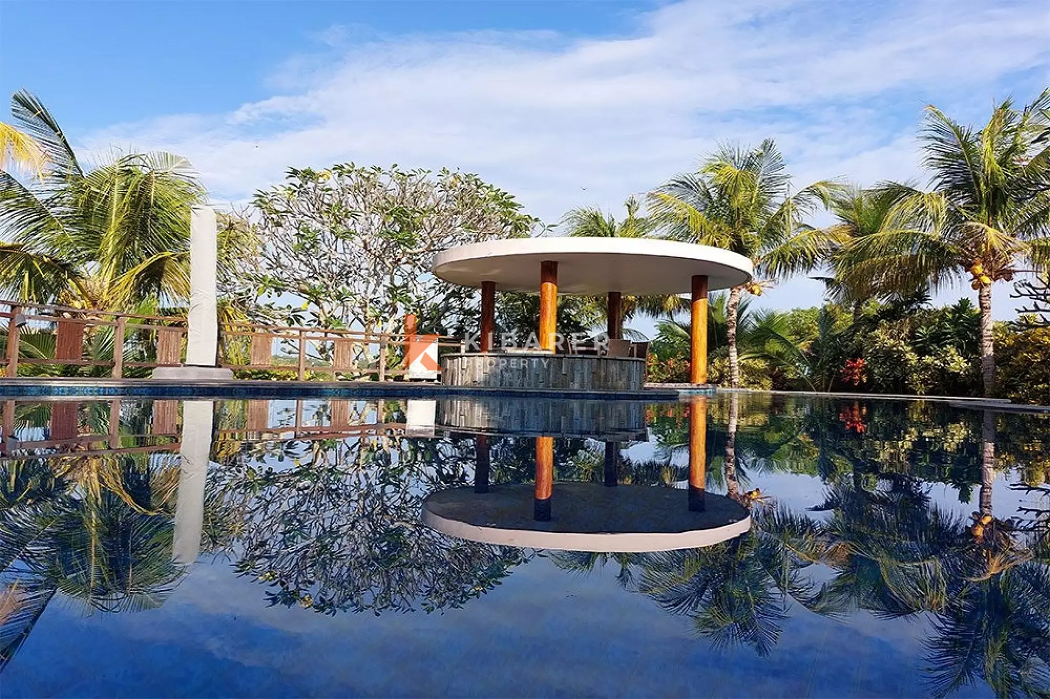 Luxury Architectural Five-Bedrooms Villa in Hillside Jimbaran — image 3
