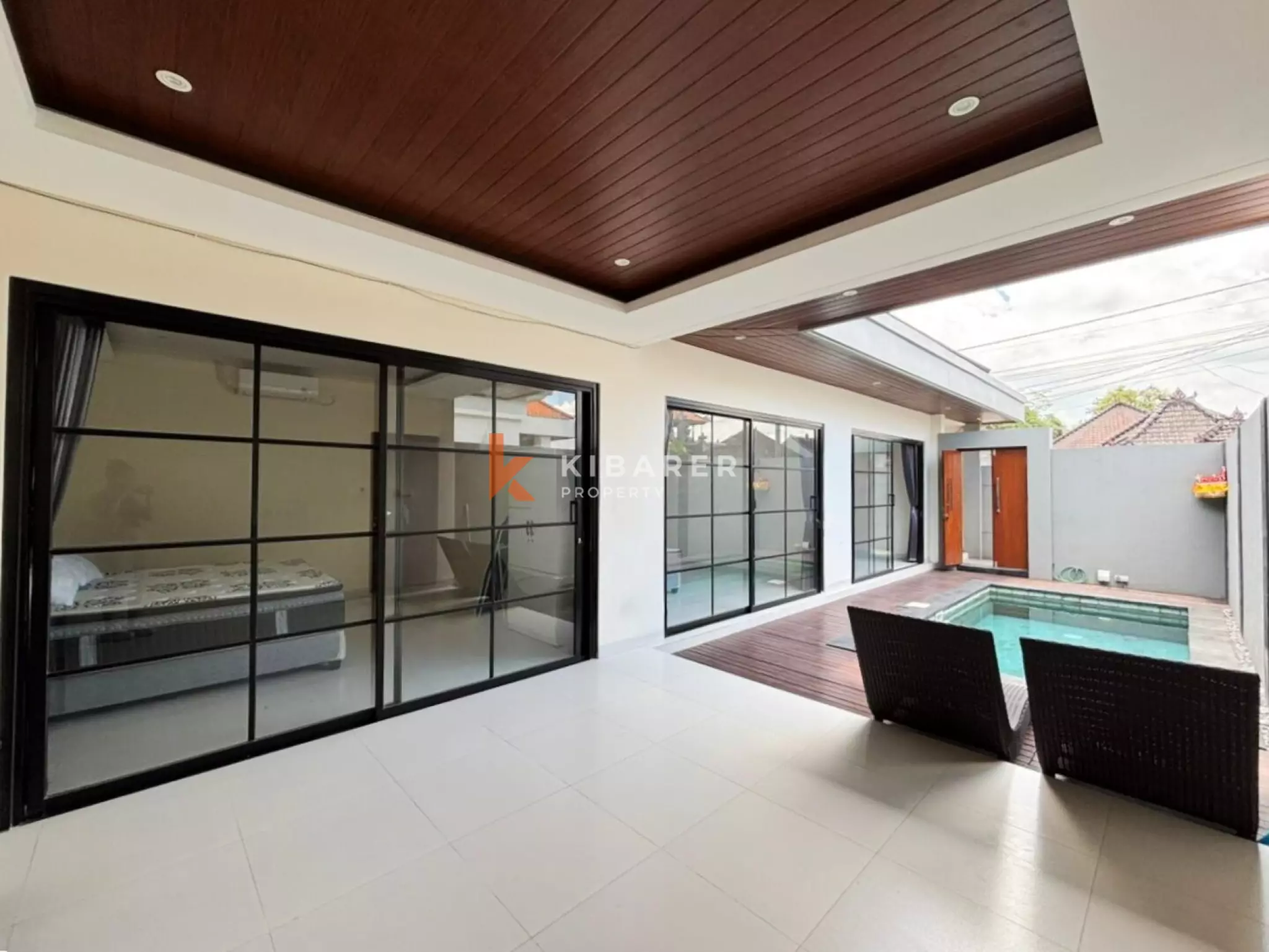 Open Living Three Bedroom Villa in Buduk — image 2