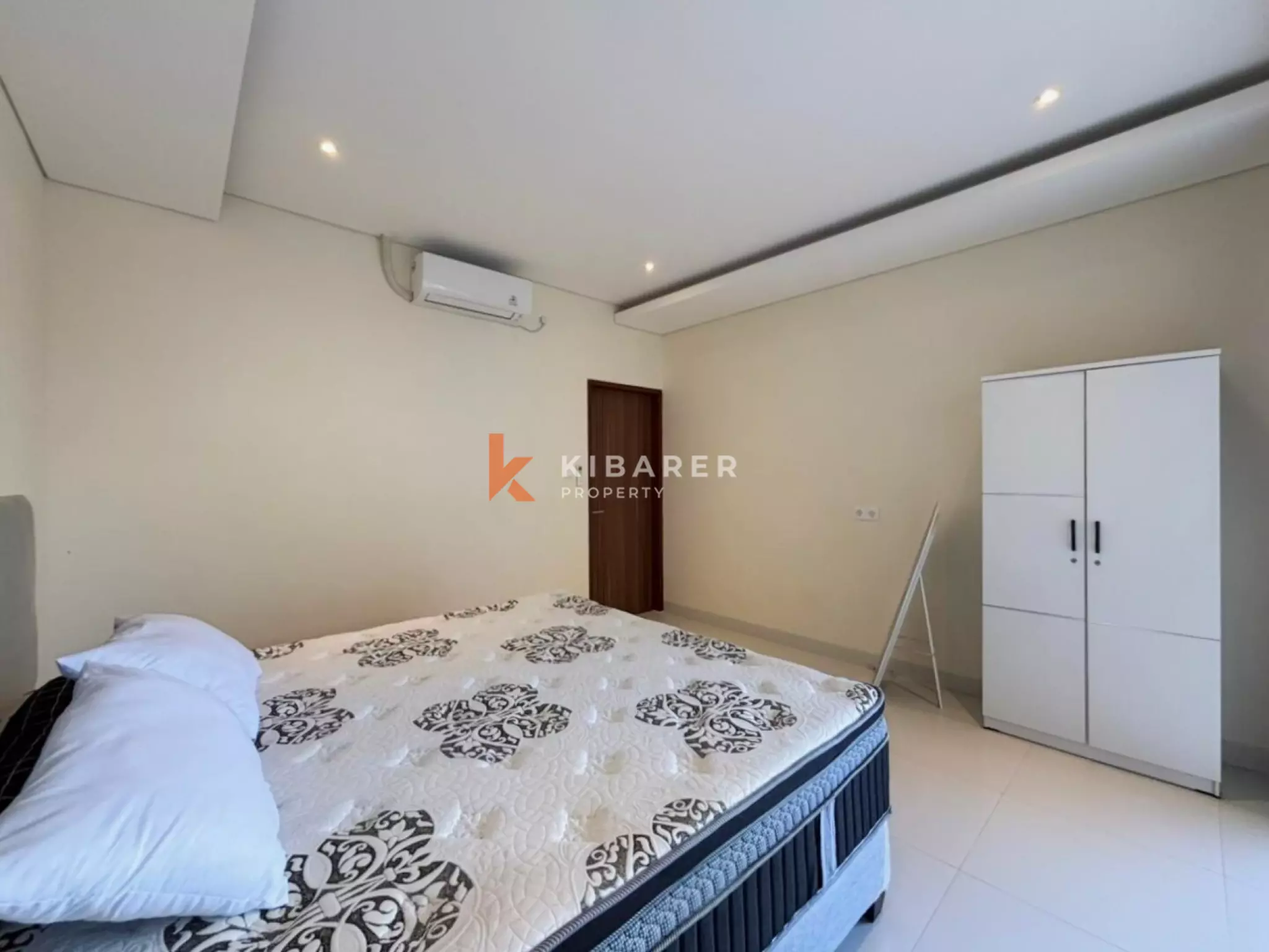 Open Living Three Bedroom Villa in Buduk — image 15