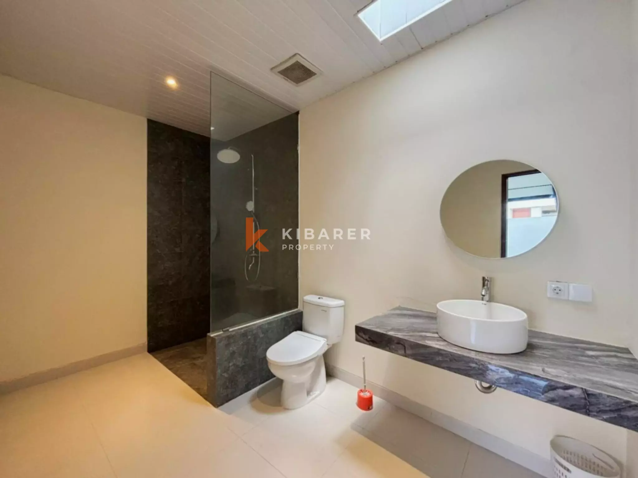 Open Living Three Bedroom Villa in Buduk — image 14