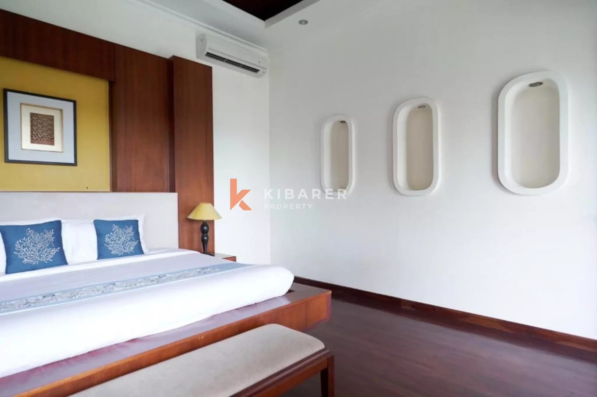 City Escape Three-Bedrooms Villa in Ungasan — image 14