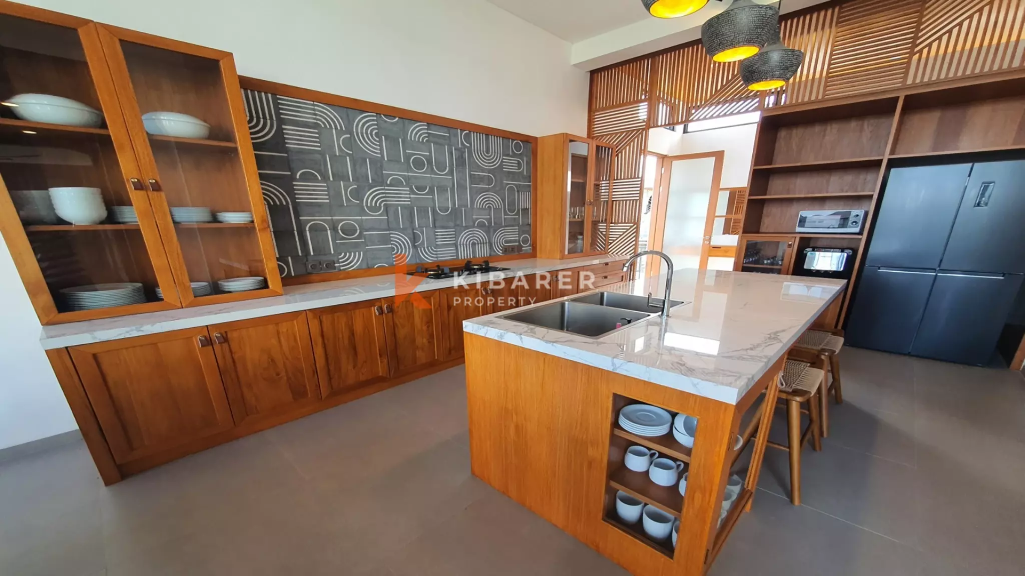 Stunning Four-Bedroom Villa with Pool in the Heart of Berawa — image 6
