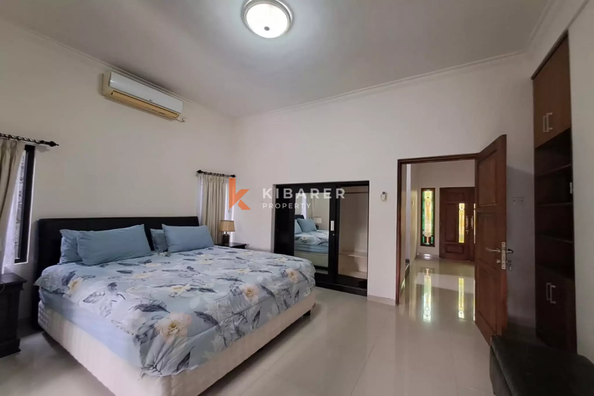 Homey Three-Bedrooms Villa in Nusa Dua — image 17