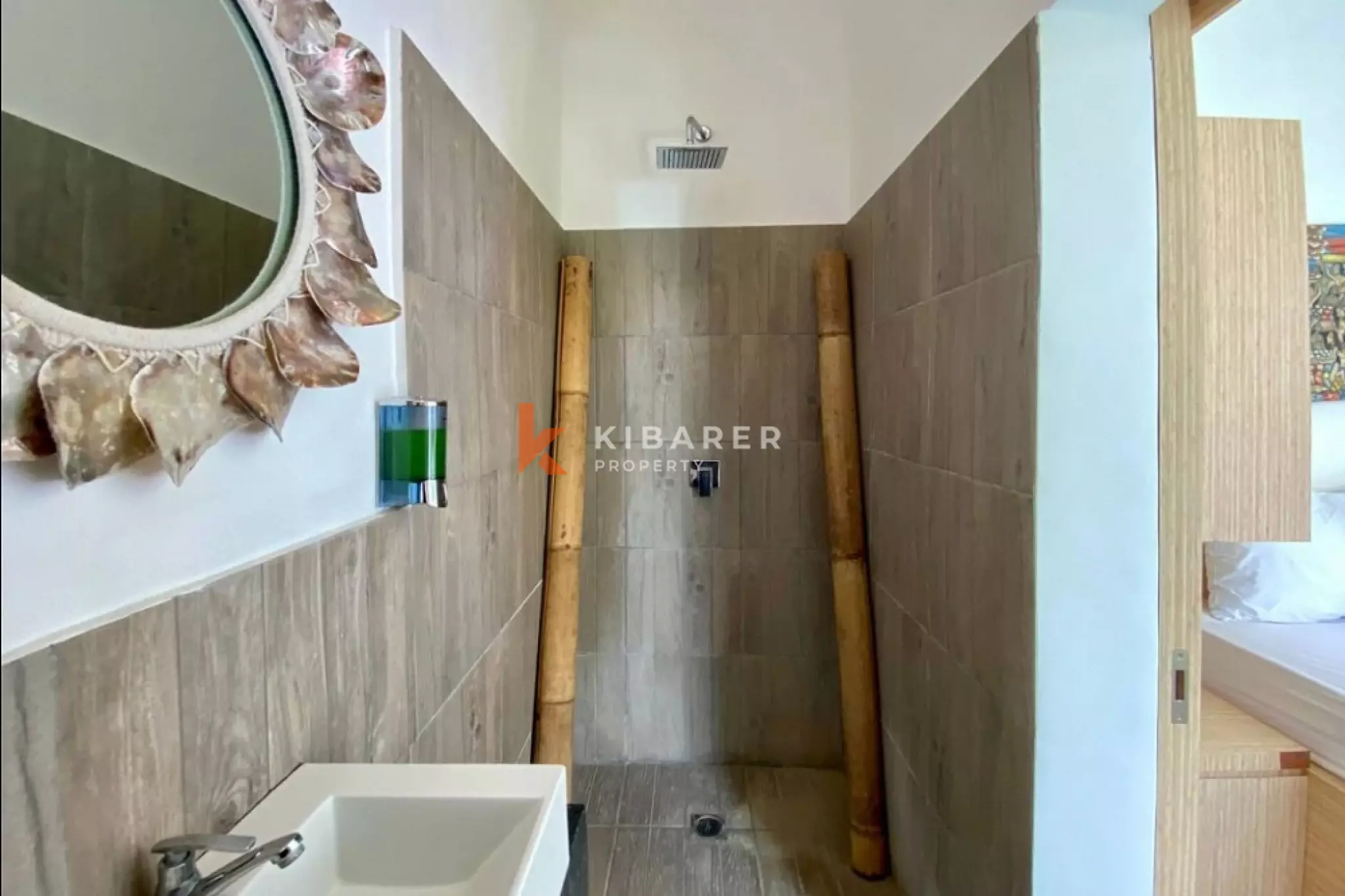 Minimalist Homey Two-Bedrooms Villa in Canggu Area — image 13