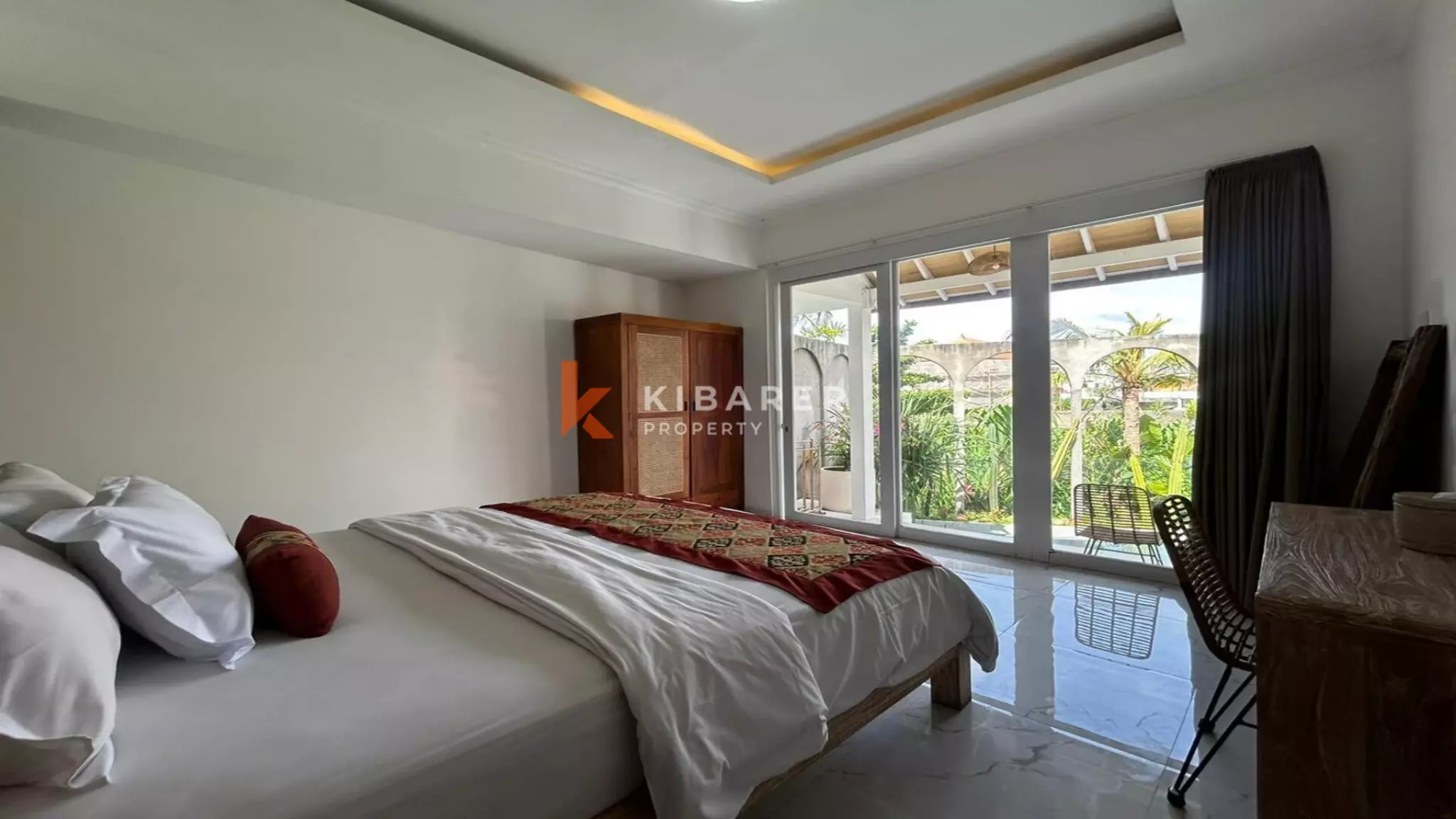 Charming Enclosed-Living Two-Bedroom Villa with Pool in Central Berawa — image 13