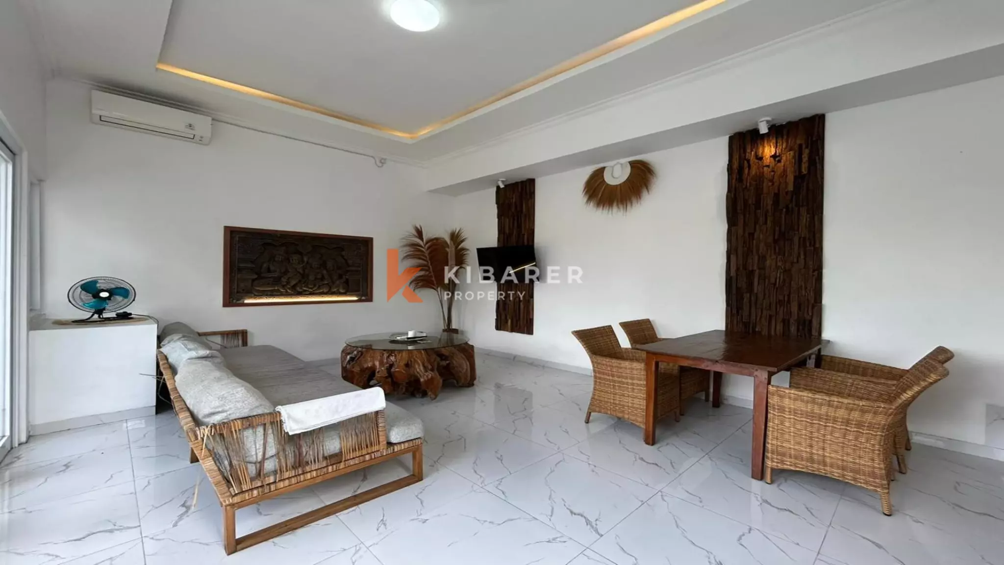 Charming Enclosed-Living Two-Bedroom Villa with Pool in Central Berawa — image 7