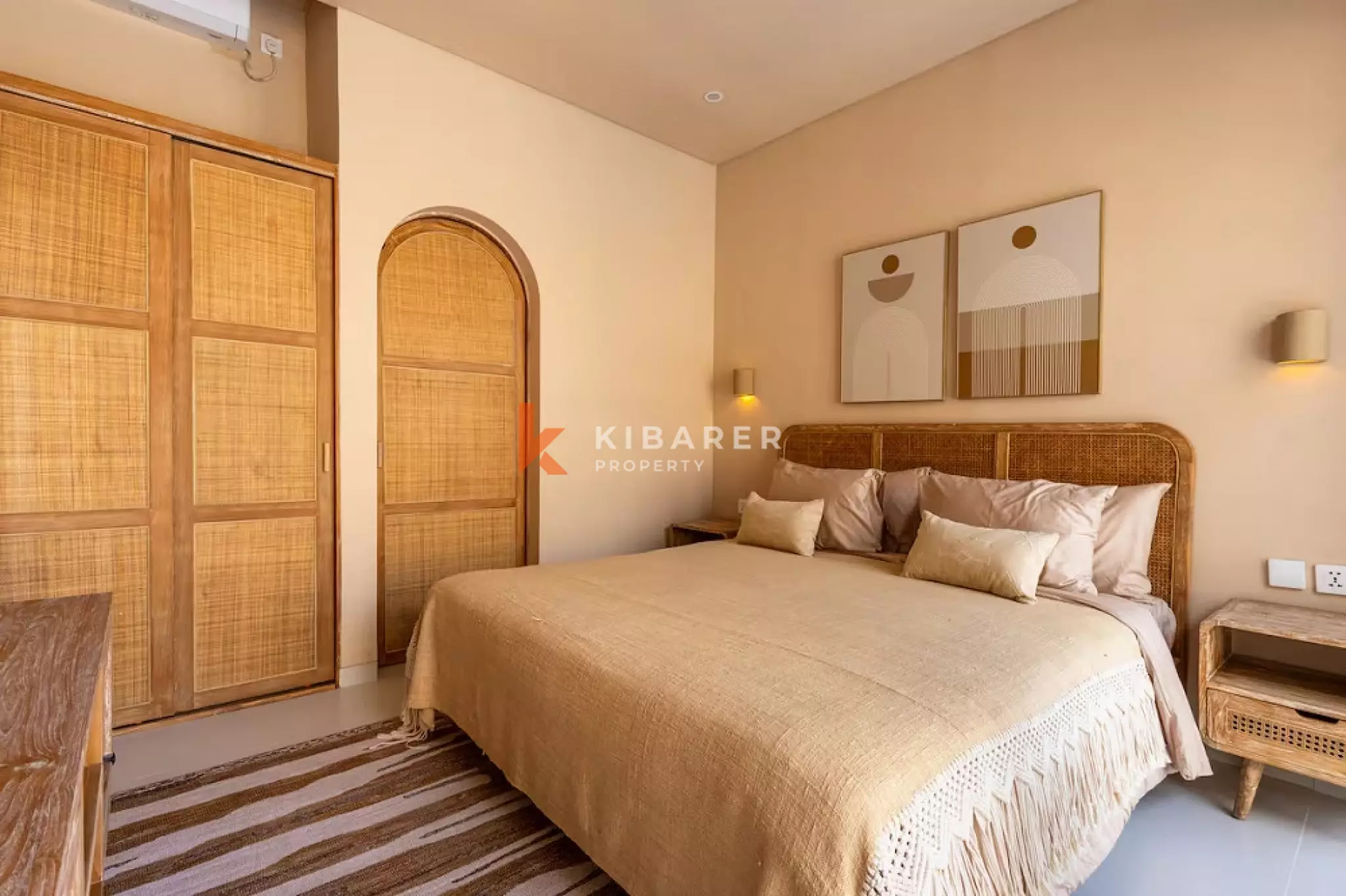 Fengshui Harmony Two-Bedrooms Enclosed Villa in Bingin — image 7