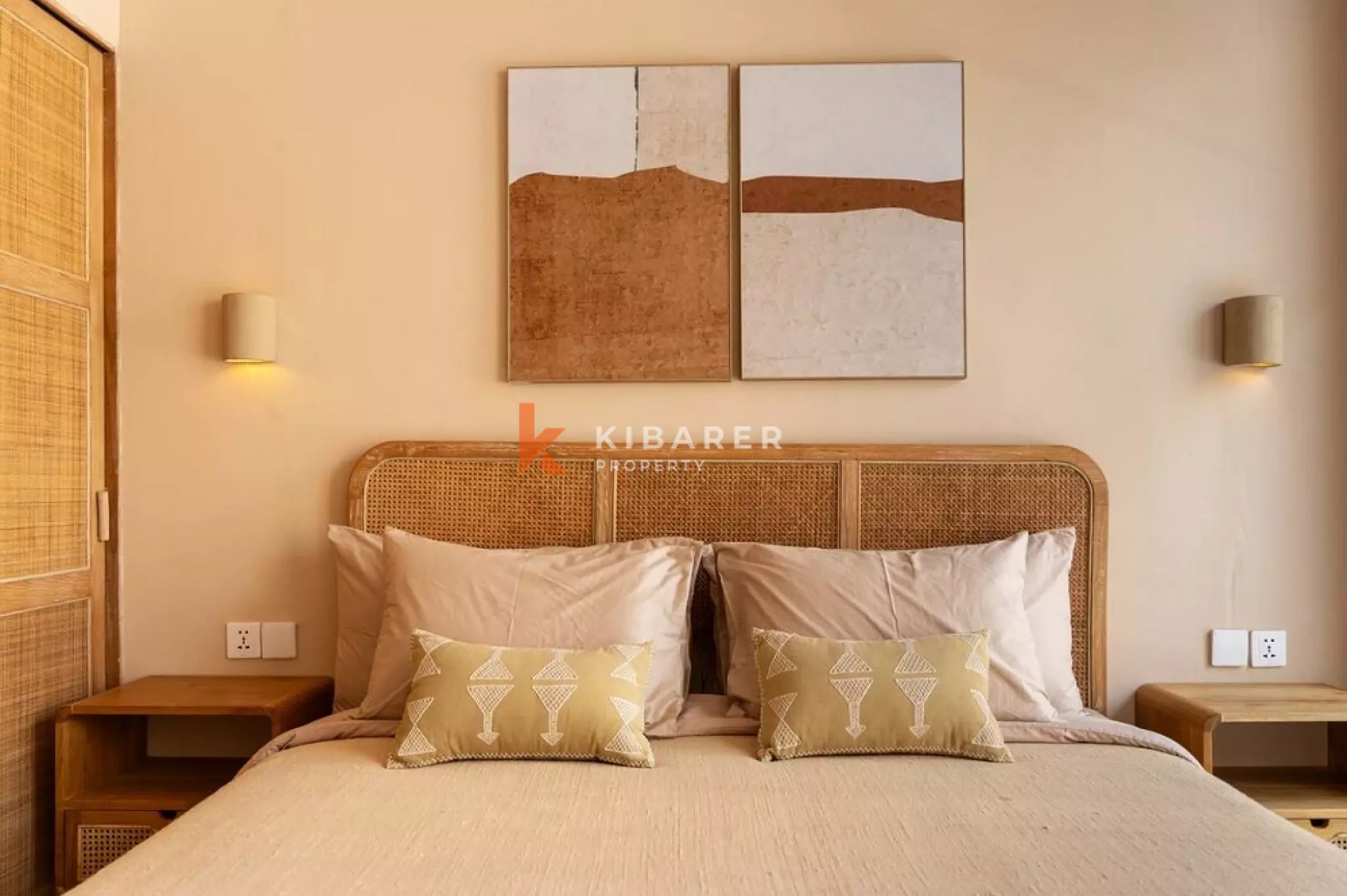Fengshui Harmony Two-Bedrooms Enclosed Villa in Bingin — image 13